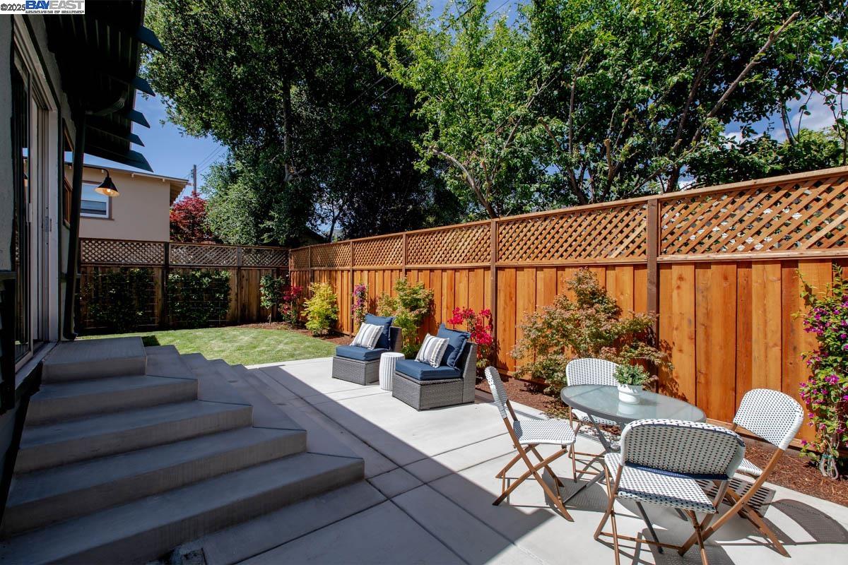 Detail Gallery Image 32 of 40 For 3281 Sterling Ave, Alameda,  CA 94501 - 3 Beds | 1/1 Baths