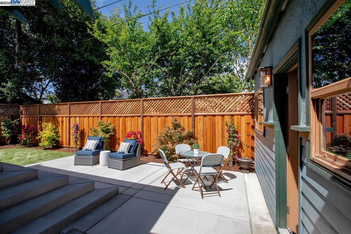 Detail Gallery Image 33 of 40 For 3281 Sterling Ave, Alameda,  CA 94501 - 3 Beds | 1/1 Baths