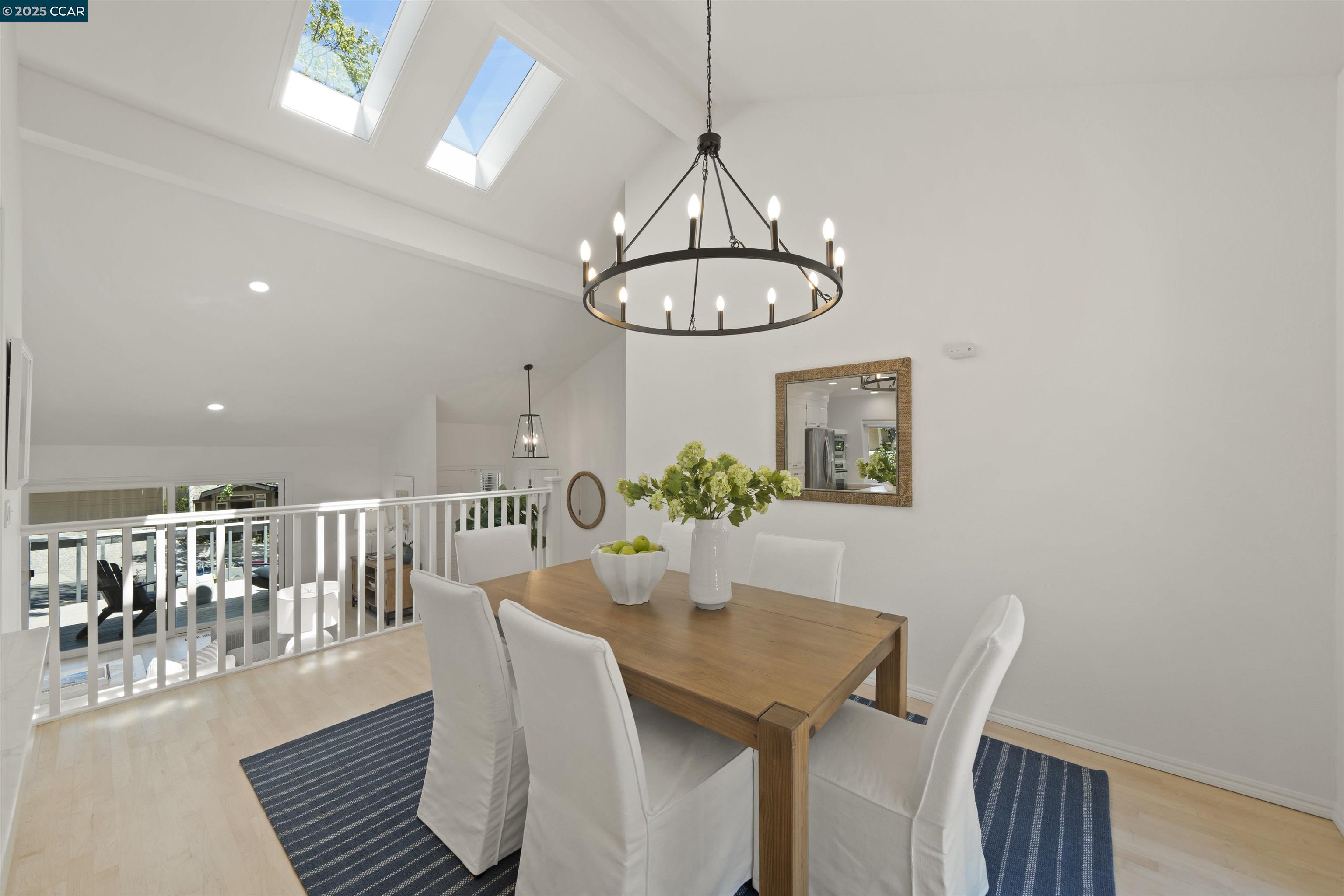 Detail Gallery Image 11 of 31 For 1828 Saint Andrews Dr., Moraga,  CA 94556 - 3 Beds | 2 Baths