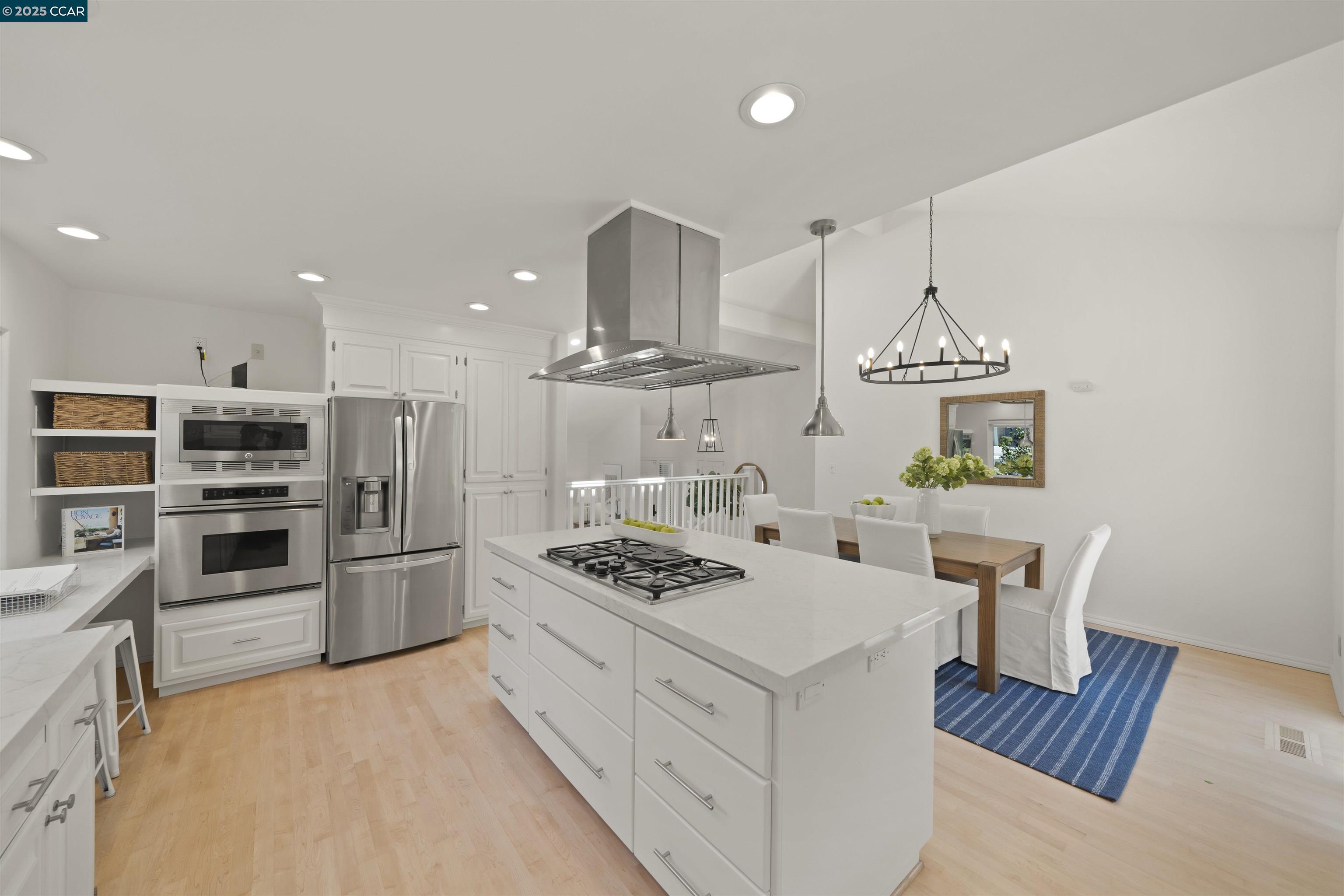 Detail Gallery Image 15 of 31 For 1828 Saint Andrews Dr., Moraga,  CA 94556 - 3 Beds | 2 Baths