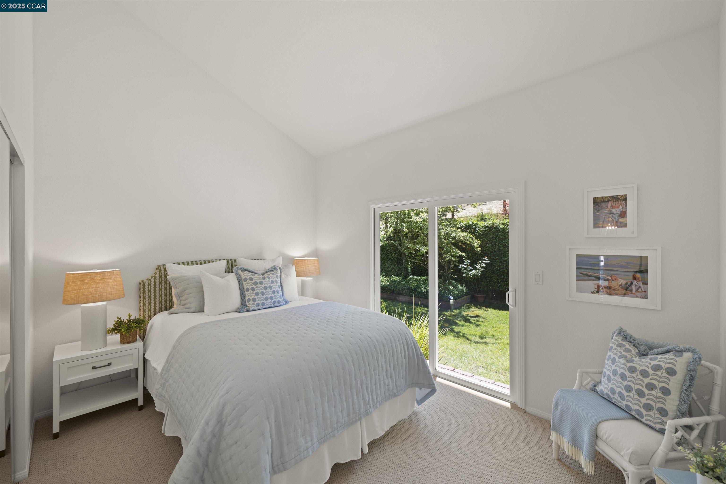 Detail Gallery Image 18 of 31 For 1828 Saint Andrews Dr., Moraga,  CA 94556 - 3 Beds | 2 Baths