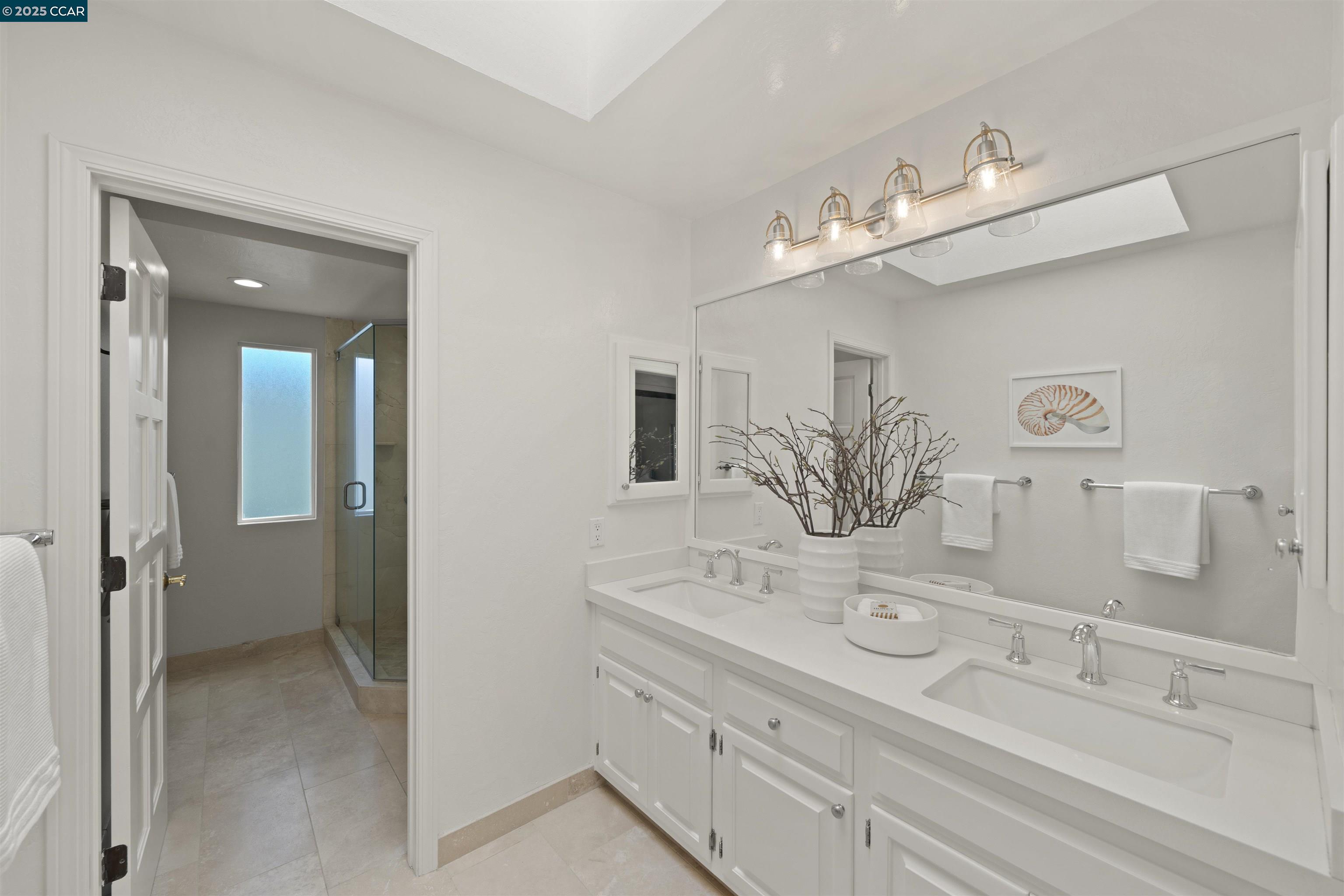 Detail Gallery Image 25 of 31 For 1828 Saint Andrews Dr., Moraga,  CA 94556 - 3 Beds | 2 Baths