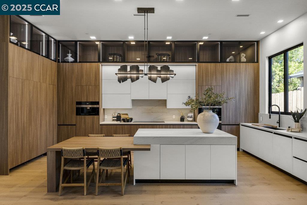 Detail Gallery Image 1 of 59 For 720 Laurel Dr, Walnut Creek,  CA 94596 - 4 Beds | 3/1 Baths