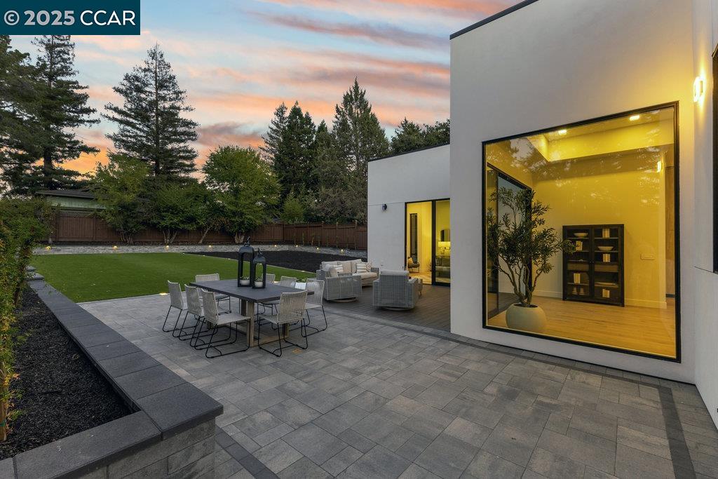 Detail Gallery Image 45 of 59 For 720 Laurel Dr, Walnut Creek,  CA 94596 - 4 Beds | 3/1 Baths