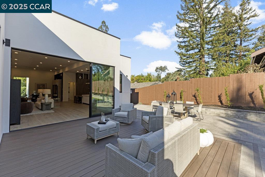 Detail Gallery Image 51 of 59 For 720 Laurel Dr, Walnut Creek,  CA 94596 - 4 Beds | 3/1 Baths