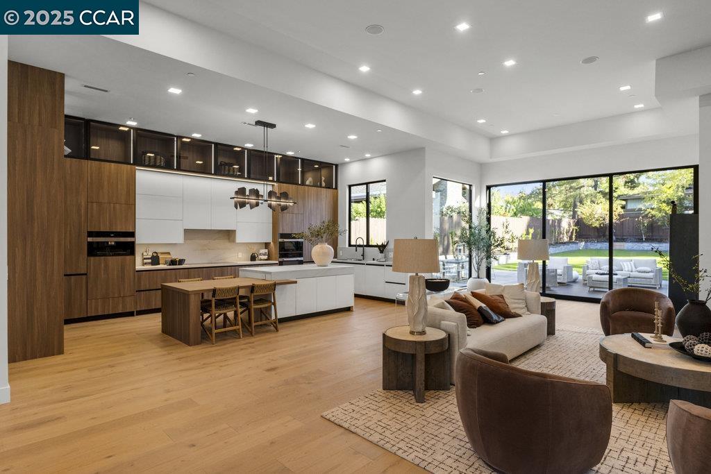 Detail Gallery Image 59 of 59 For 720 Laurel Dr, Walnut Creek,  CA 94596 - 4 Beds | 3/1 Baths