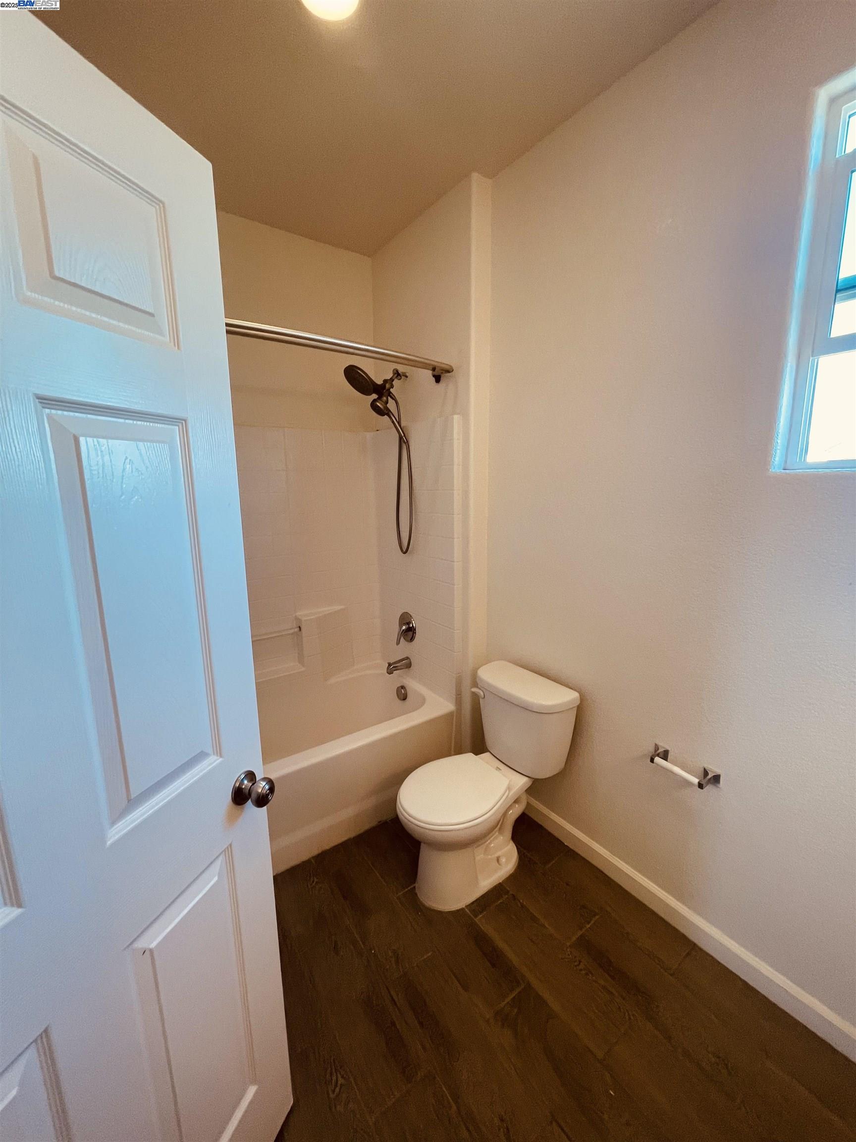 Detail Gallery Image 19 of 19 For 941 Haycastle Ct, Newman,  CA 95360 - 3 Beds | 2/1 Baths