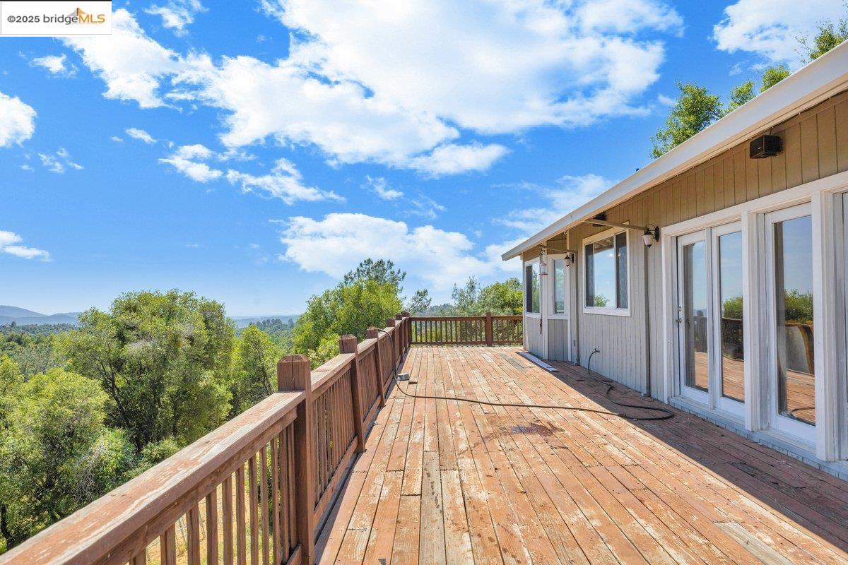 Detail Gallery Image 18 of 41 For 18567 W Hershey Rd, Tuolumne,  CA 95379-0000 - 5 Beds | 3/1 Baths