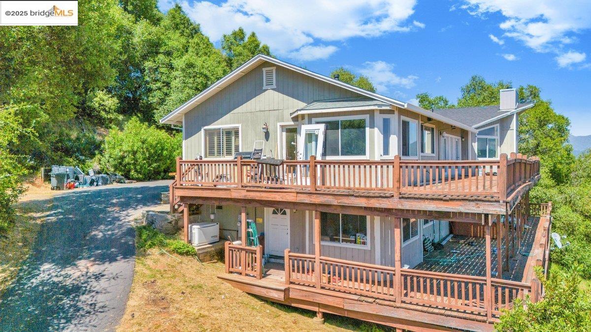 Detail Gallery Image 5 of 41 For 18567 W Hershey Rd, Tuolumne,  CA 95379-0000 - 5 Beds | 3/1 Baths