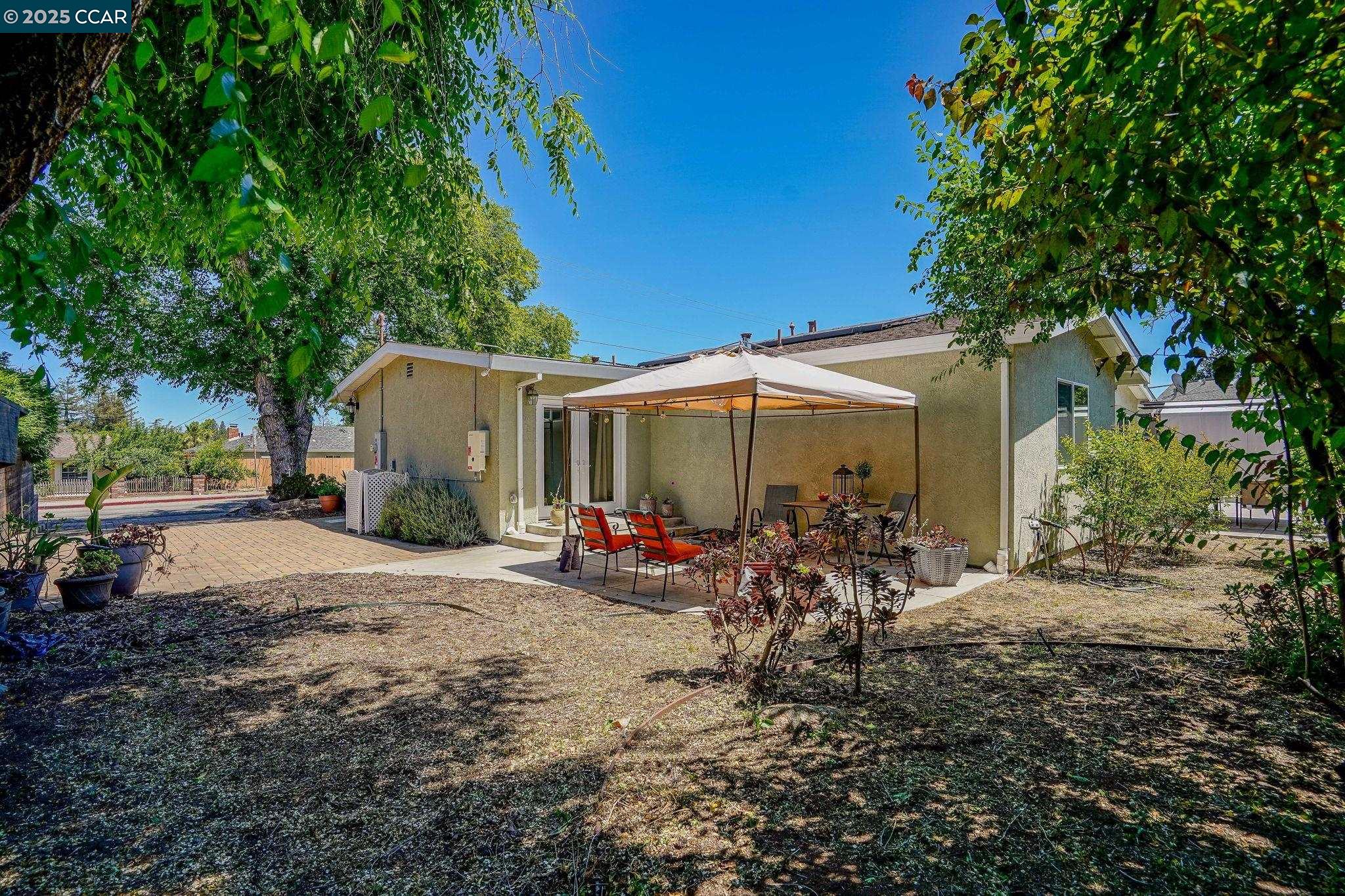 Detail Gallery Image 26 of 35 For 1801 San Luis Rd, Walnut Creek,  CA 94597-2512 - 4 Beds | 3 Baths