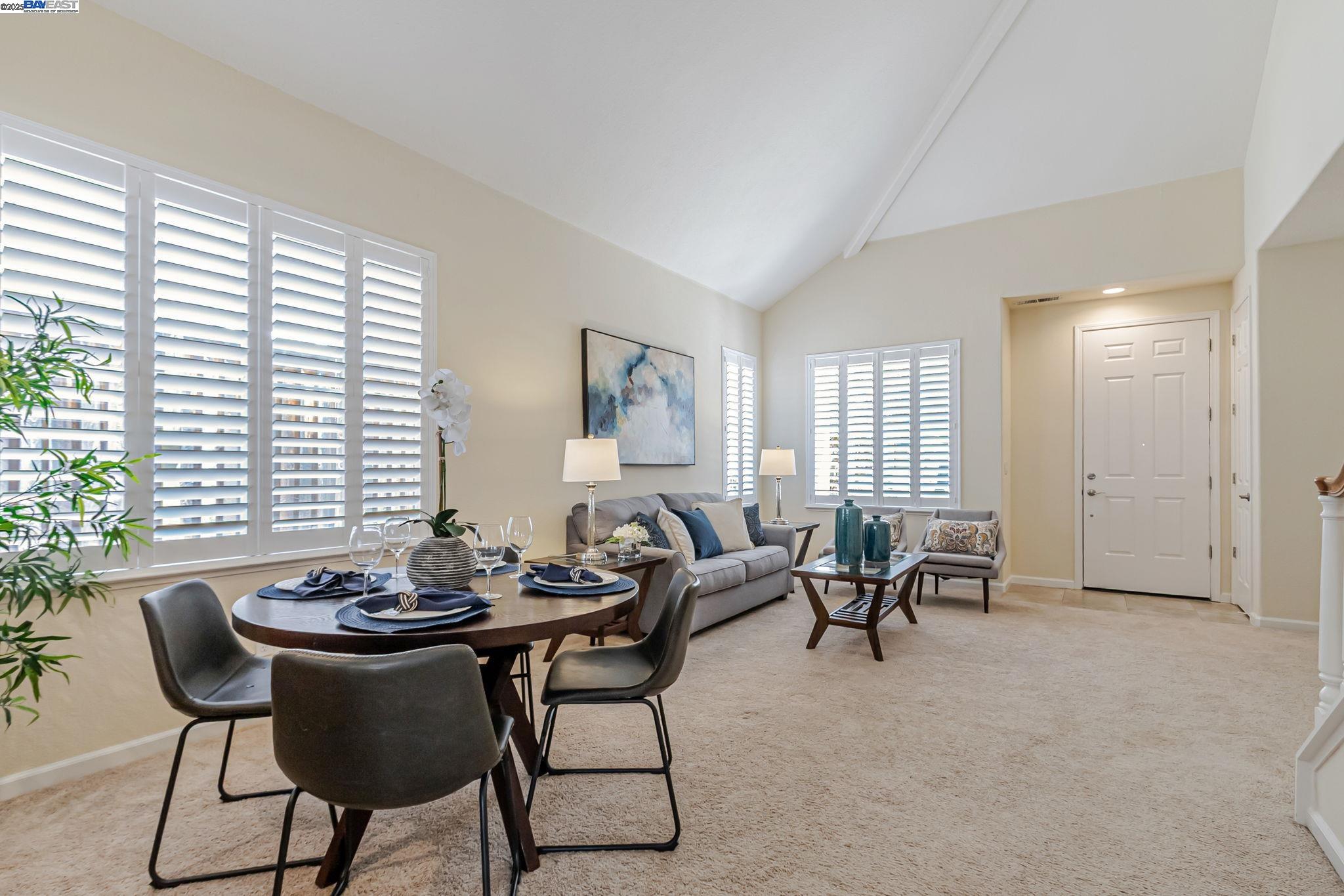 Detail Gallery Image 23 of 53 For 1657 via Cortina, San Jose,  CA 95120 - 3 Beds | 2/1 Baths