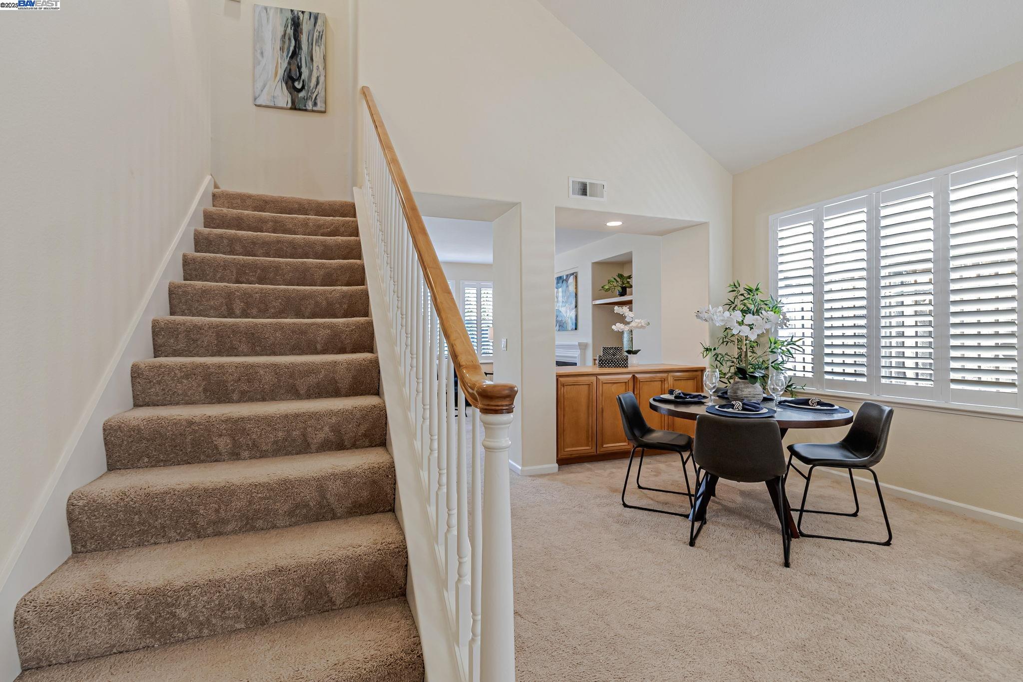Detail Gallery Image 24 of 53 For 1657 via Cortina, San Jose,  CA 95120 - 3 Beds | 2/1 Baths