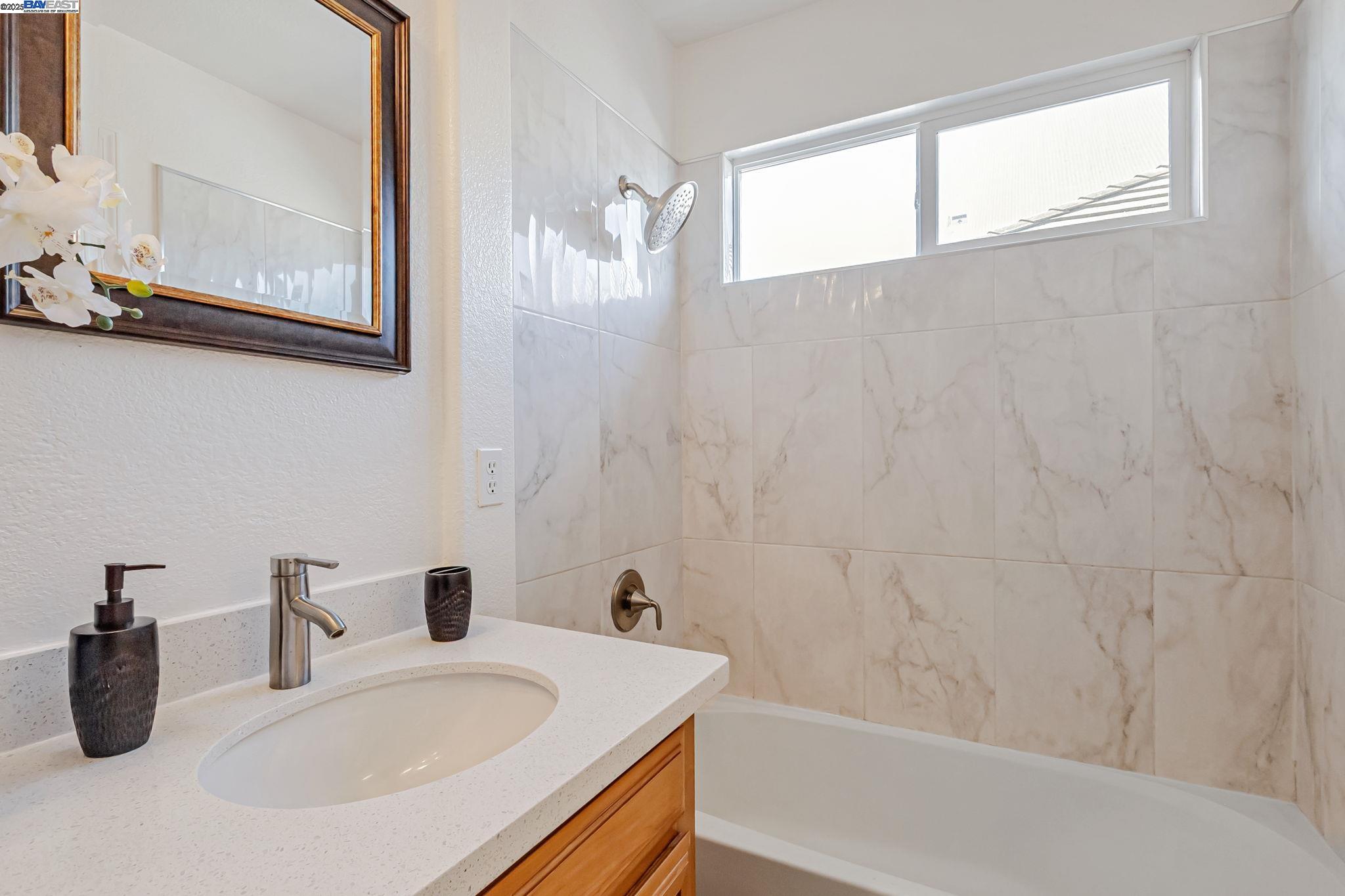 Detail Gallery Image 39 of 53 For 1657 via Cortina, San Jose,  CA 95120 - 3 Beds | 2/1 Baths