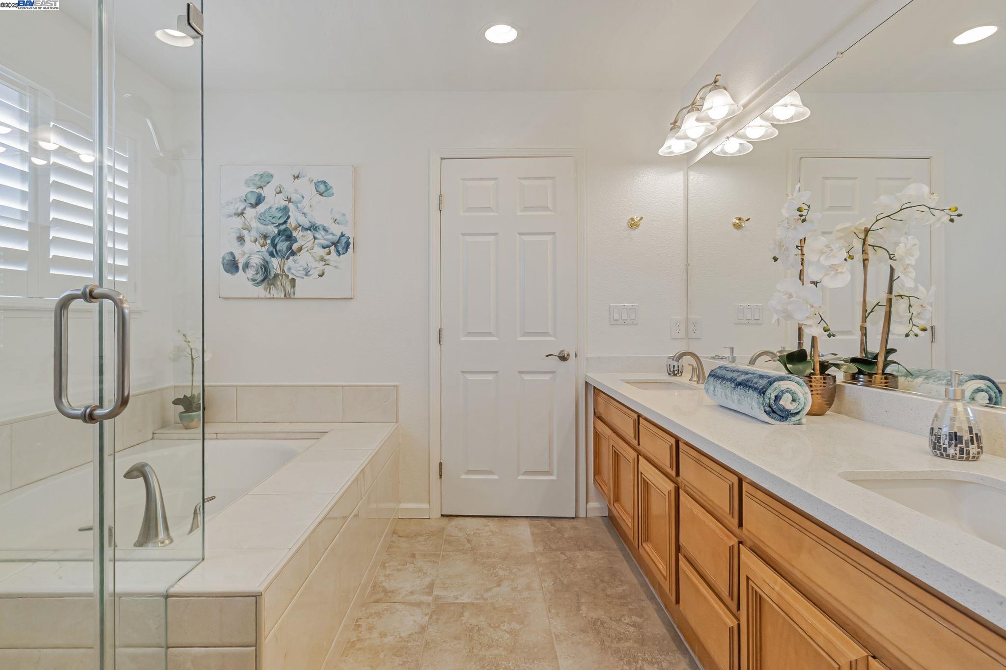 Detail Gallery Image 45 of 53 For 1657 via Cortina, San Jose,  CA 95120 - 3 Beds | 2/1 Baths