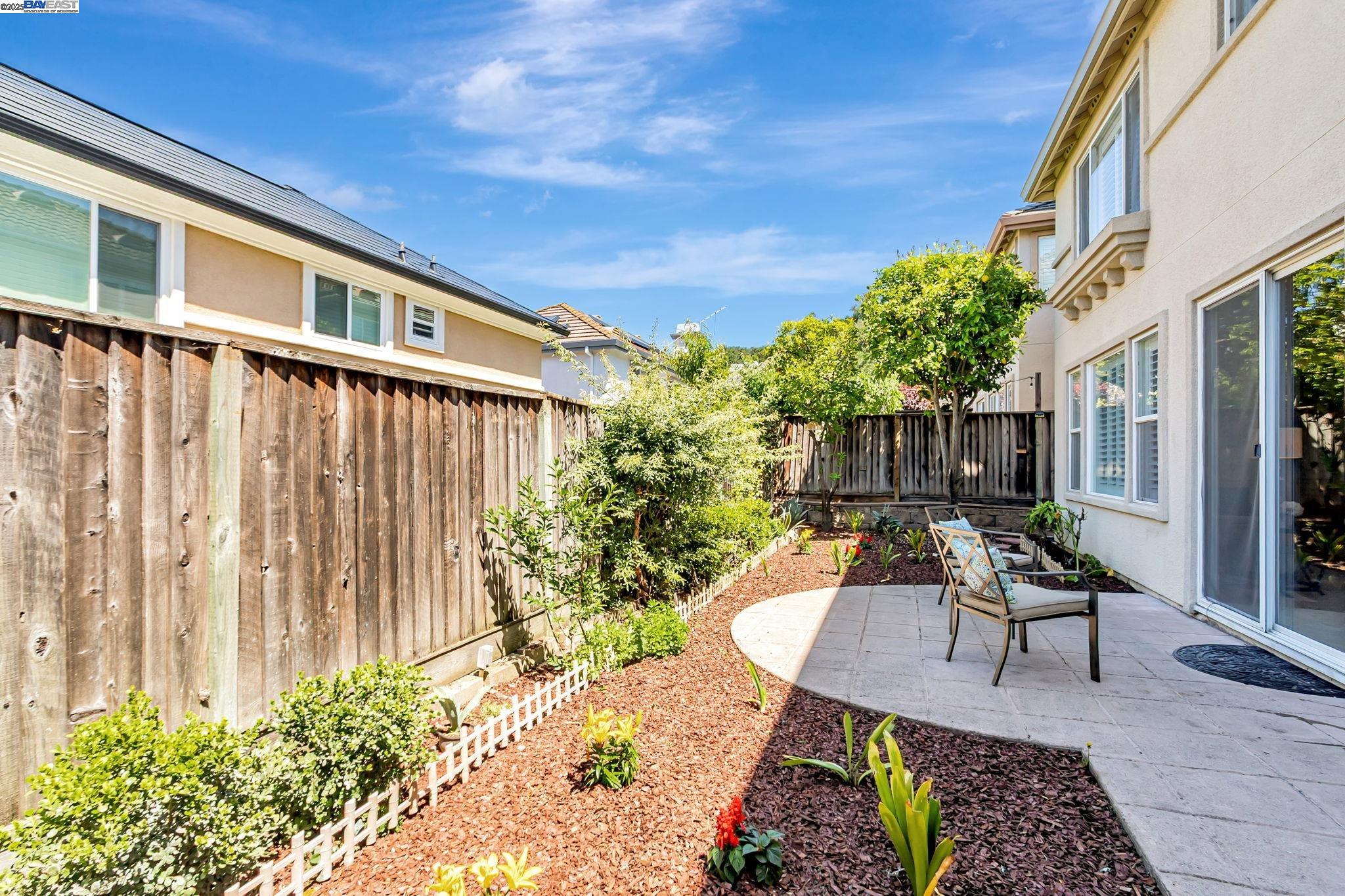 Detail Gallery Image 51 of 53 For 1657 via Cortina, San Jose,  CA 95120 - 3 Beds | 2/1 Baths