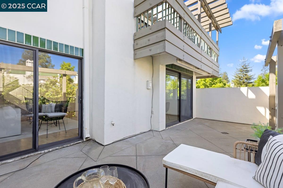 Detail Gallery Image 14 of 25 For 50 Mozden Ln, Pleasant Hill,  CA 94523-3372 - 2 Beds | 2 Baths