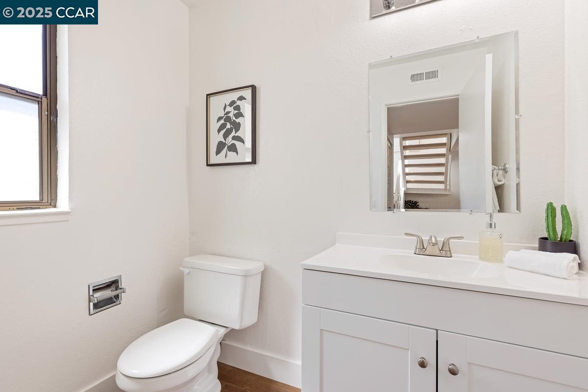 Detail Gallery Image 16 of 25 For 50 Mozden Ln, Pleasant Hill,  CA 94523-3372 - 2 Beds | 2 Baths