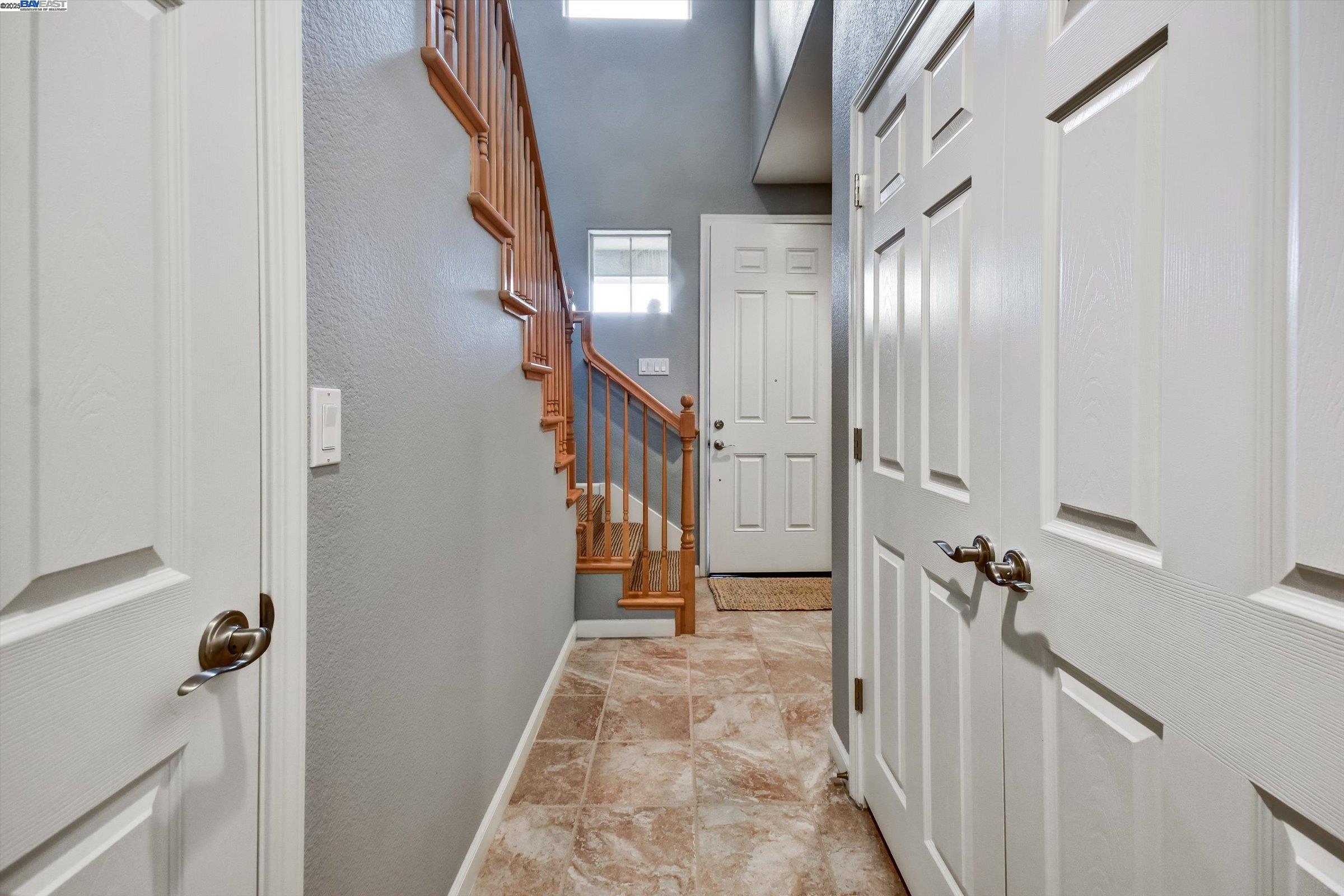 Detail Gallery Image 26 of 29 For 761 Batista Dr, San Jose,  CA 95136 - 3 Beds | 3 Baths