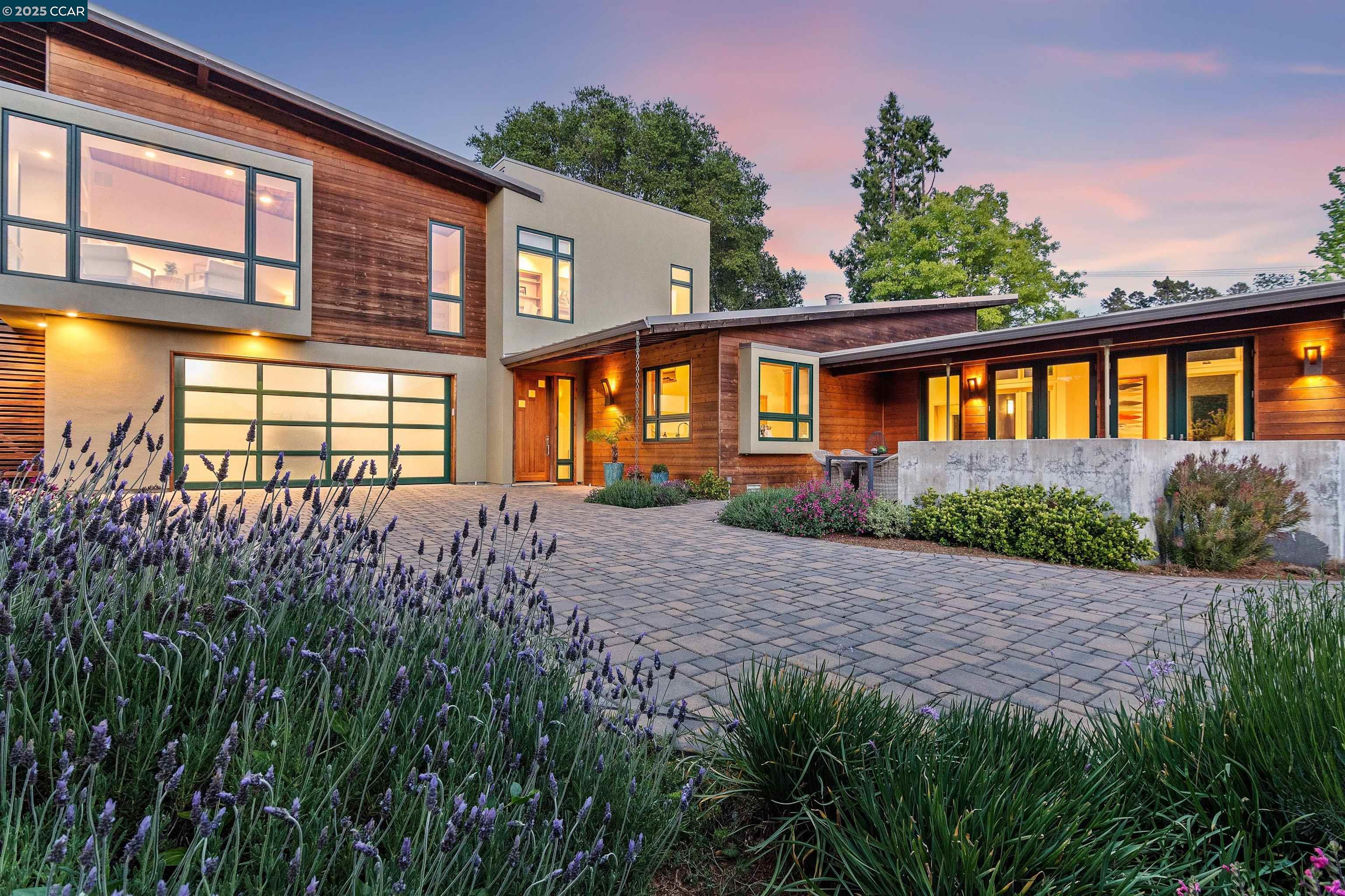 Detail Gallery Image 1 of 1 For 53 Tara Rd, Orinda,  CA 94563 - 4 Beds | 3 Baths