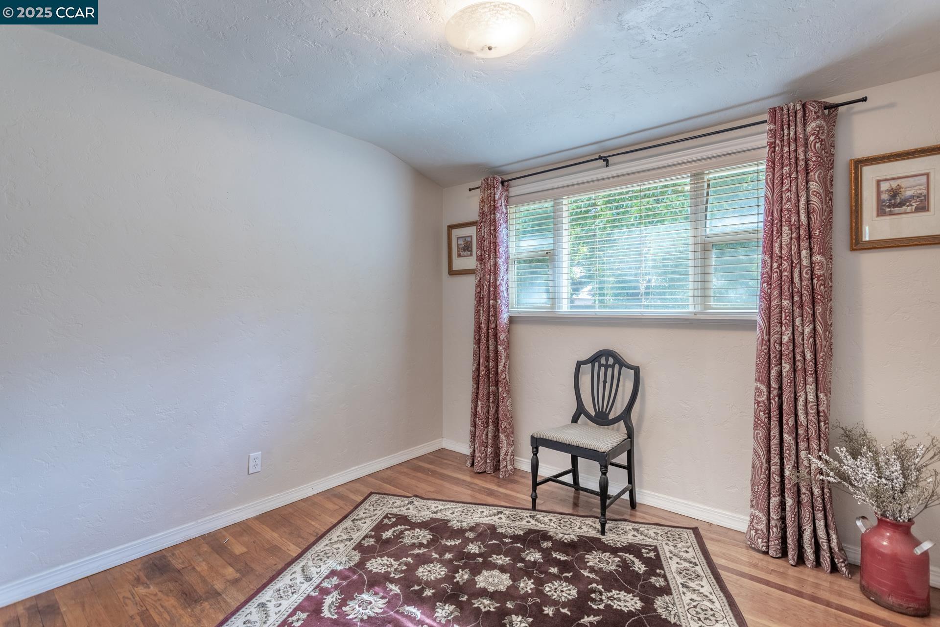 Detail Gallery Image 22 of 38 For 3301 Sacramento Dr, Redding,  CA 96001 - 3 Beds | 1/1 Baths