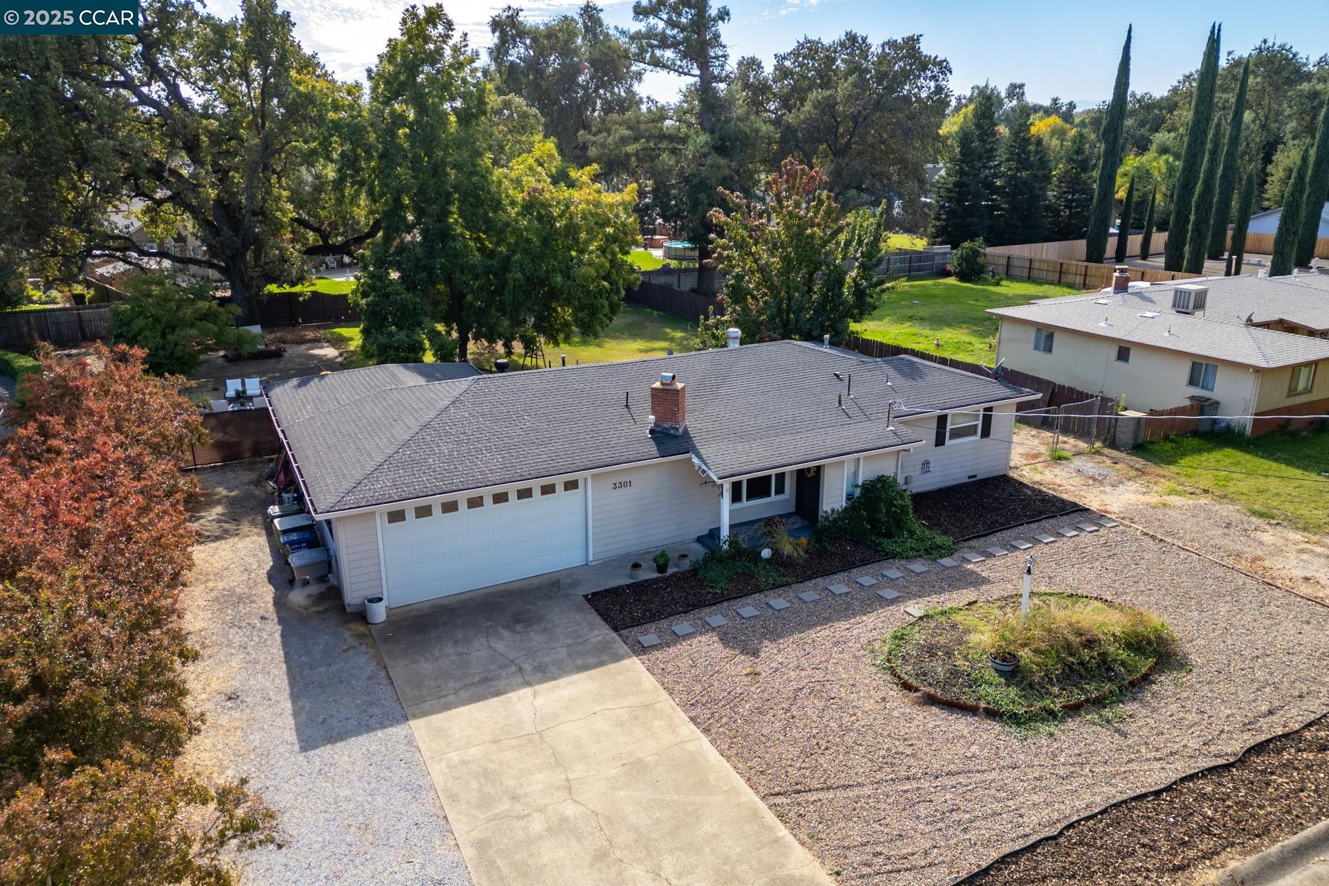 Detail Gallery Image 27 of 38 For 3301 Sacramento Dr, Redding,  CA 96001 - 3 Beds | 1/1 Baths