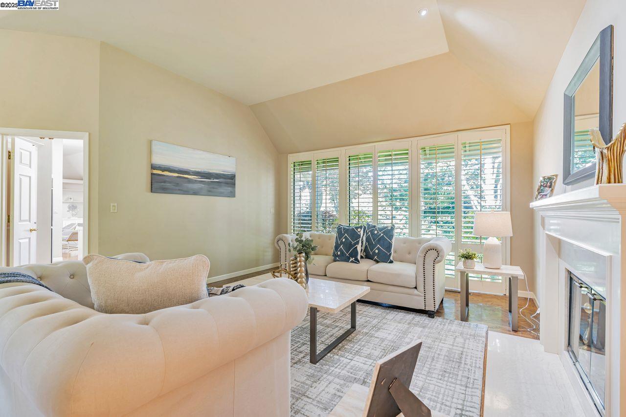 Detail Gallery Image 16 of 60 For 158 Golden Ridge Rd, Alamo,  CA 94507 - 3 Beds | 2/1 Baths