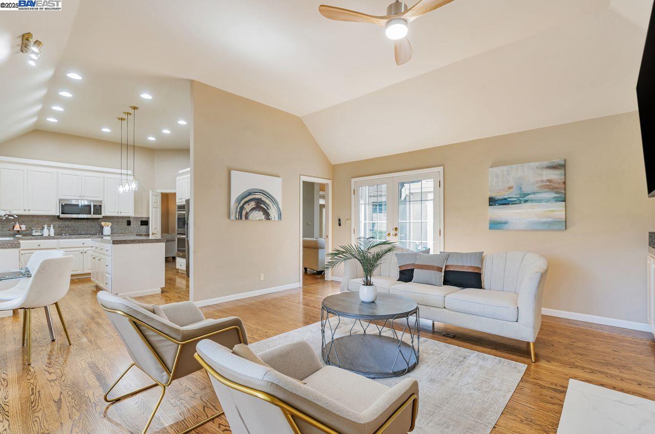 Detail Gallery Image 10 of 60 For 158 Golden Ridge Rd, Alamo,  CA 94507 - 3 Beds | 2/1 Baths