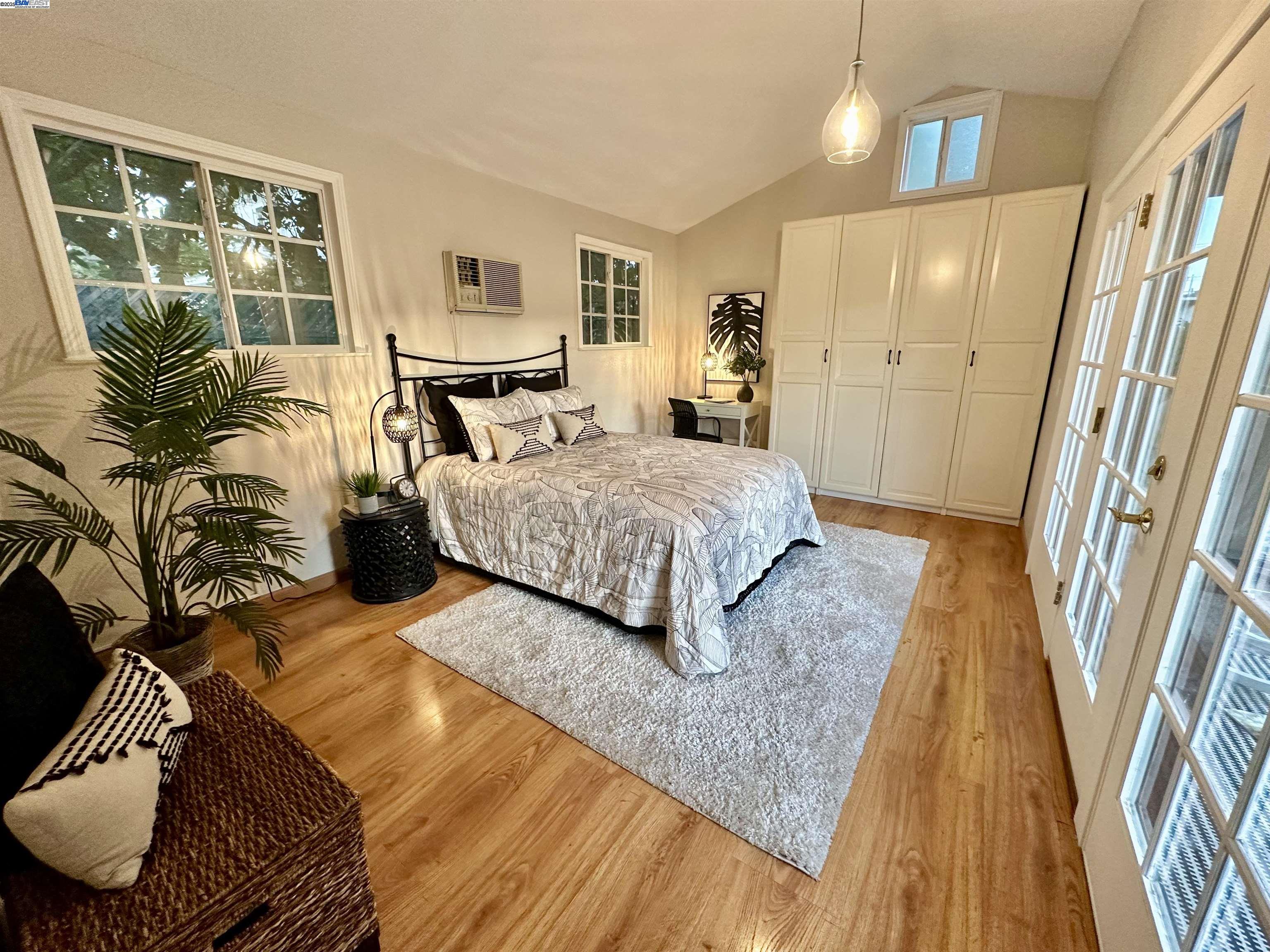 Detail Gallery Image 13 of 30 For 915 Estudillo Ave, San Leandro,  CA 94577 - 4 Beds | 3 Baths