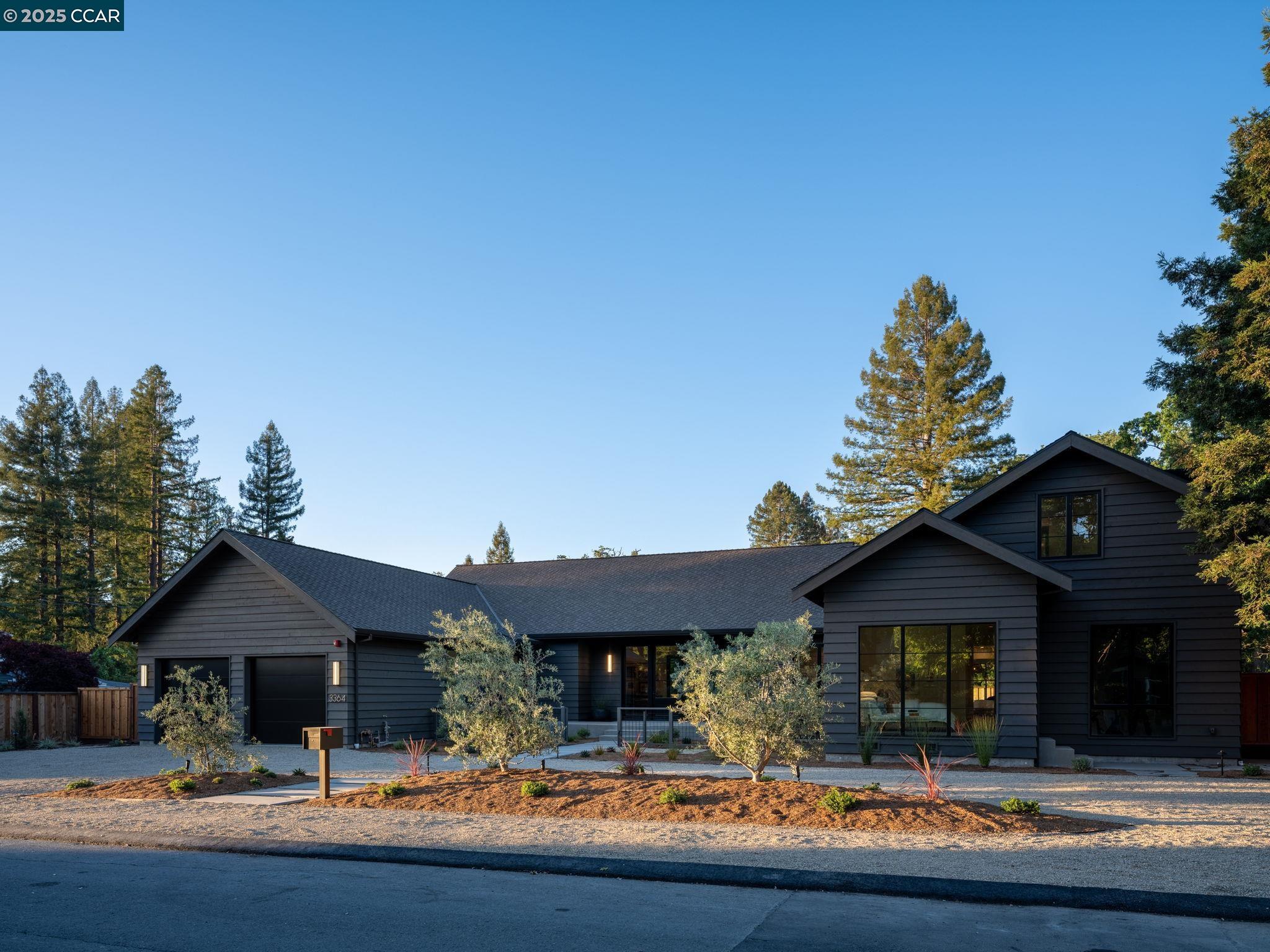 Detail Gallery Image 2 of 17 For 3364 Las Huertas Rd, Lafayette,  CA 94549 - 5 Beds | 6/1 Baths
