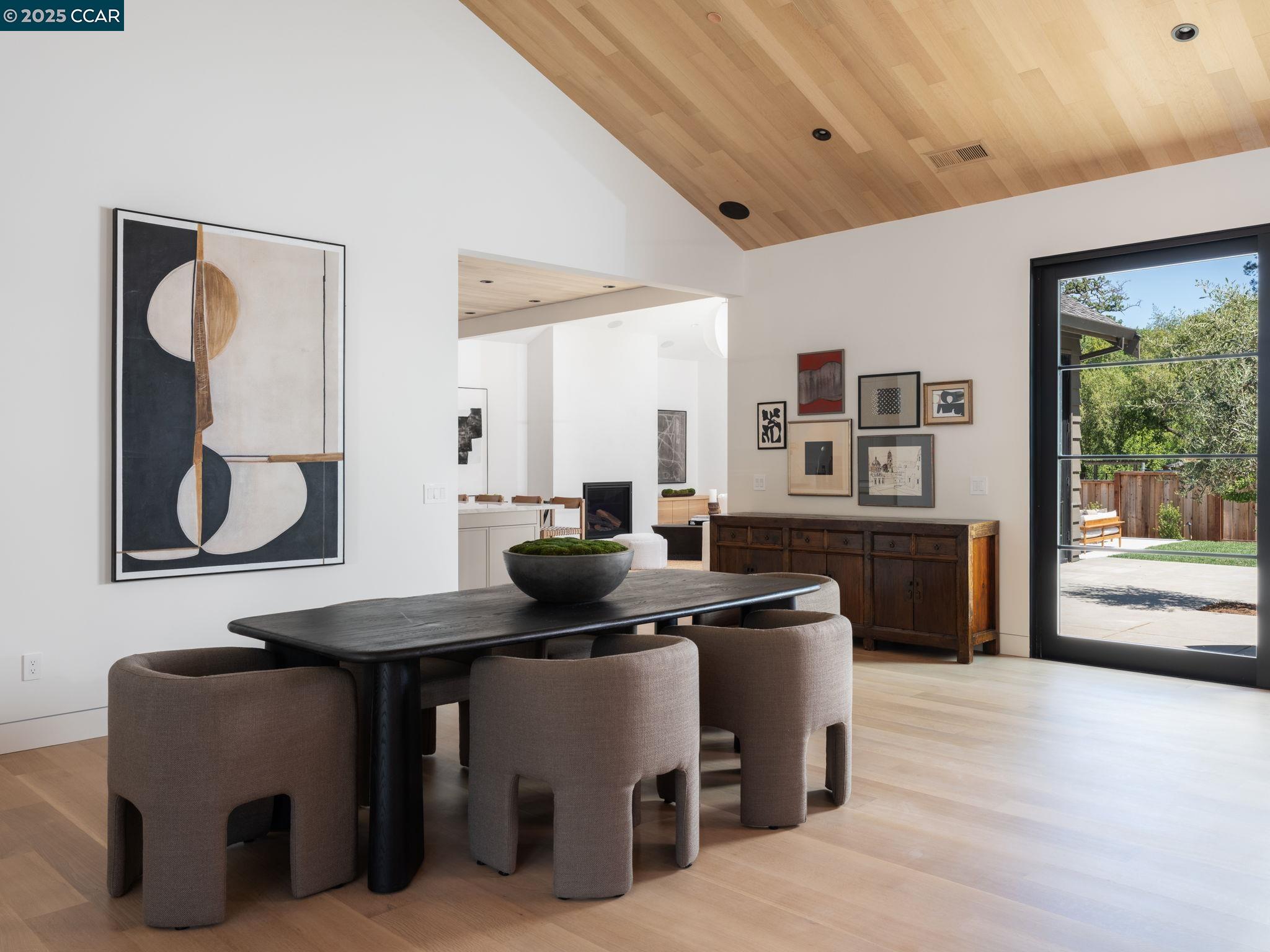 Detail Gallery Image 6 of 17 For 3364 Las Huertas Rd, Lafayette,  CA 94549 - 5 Beds | 6/1 Baths