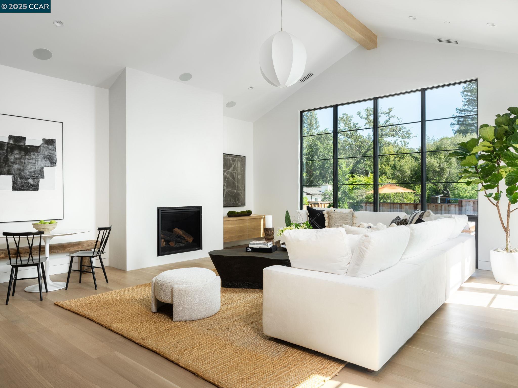 Detail Gallery Image 7 of 17 For 3364 Las Huertas Rd, Lafayette,  CA 94549 - 5 Beds | 6/1 Baths