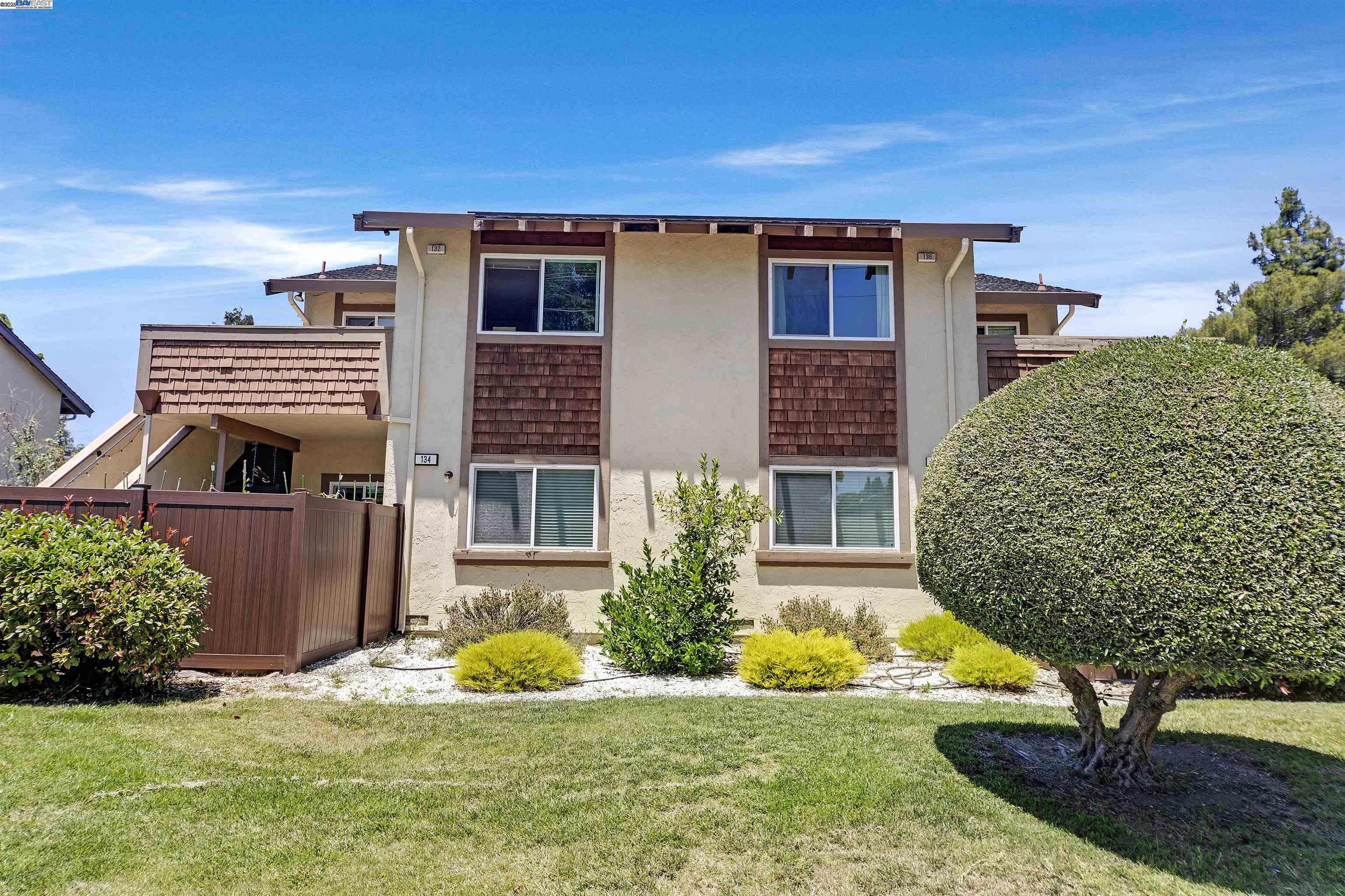 Thumbnail for 136 Hackamore Ln, Fremont, CA 94539