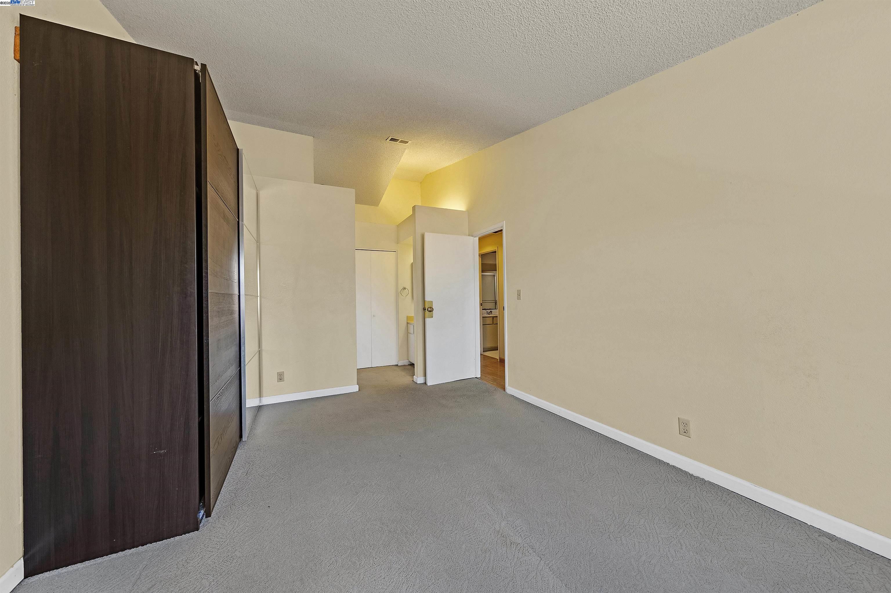 Photo #12: 41097183 Listing: Photo #12