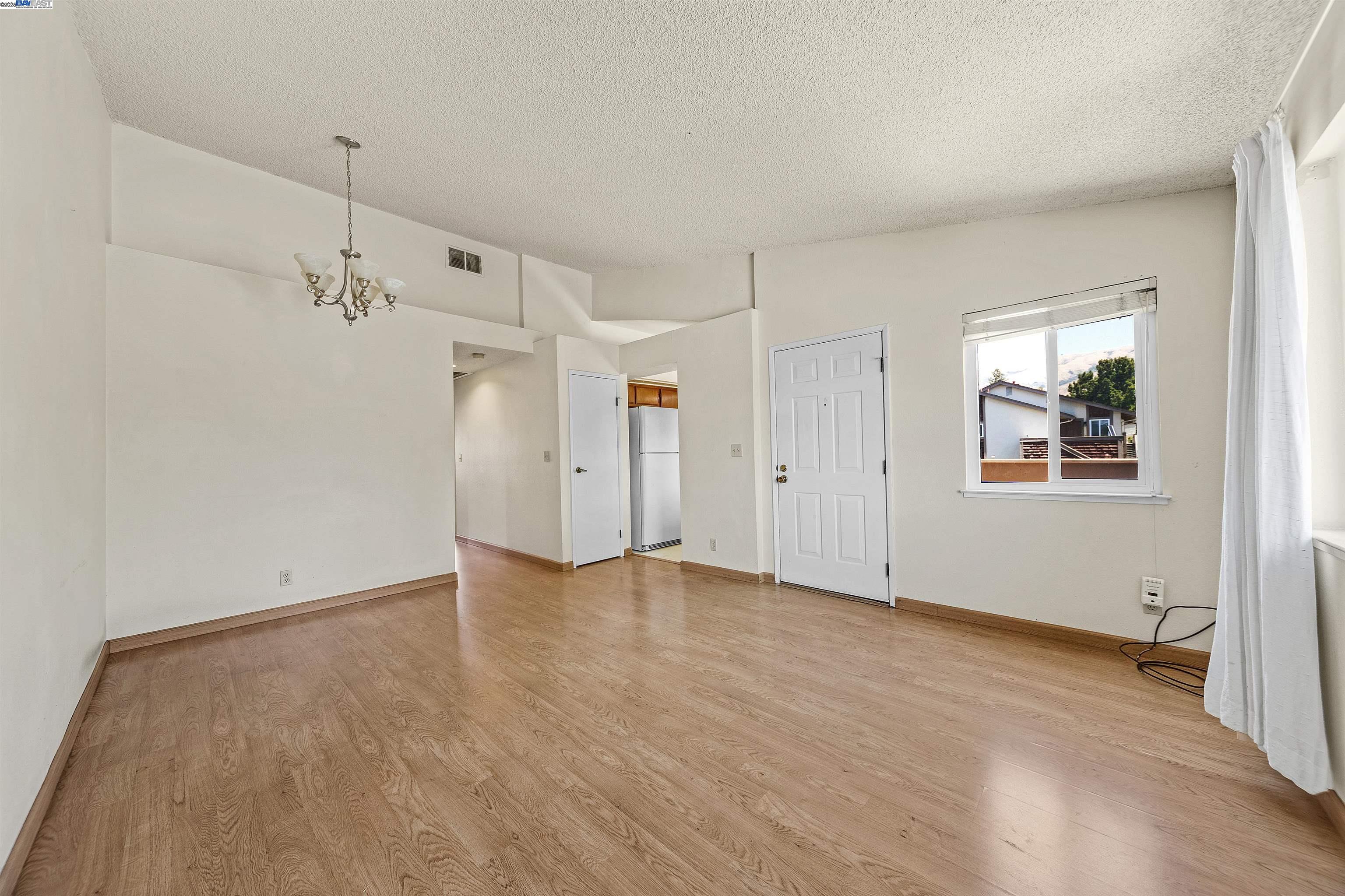 Photo #21: 41097183 Listing: Photo #21
