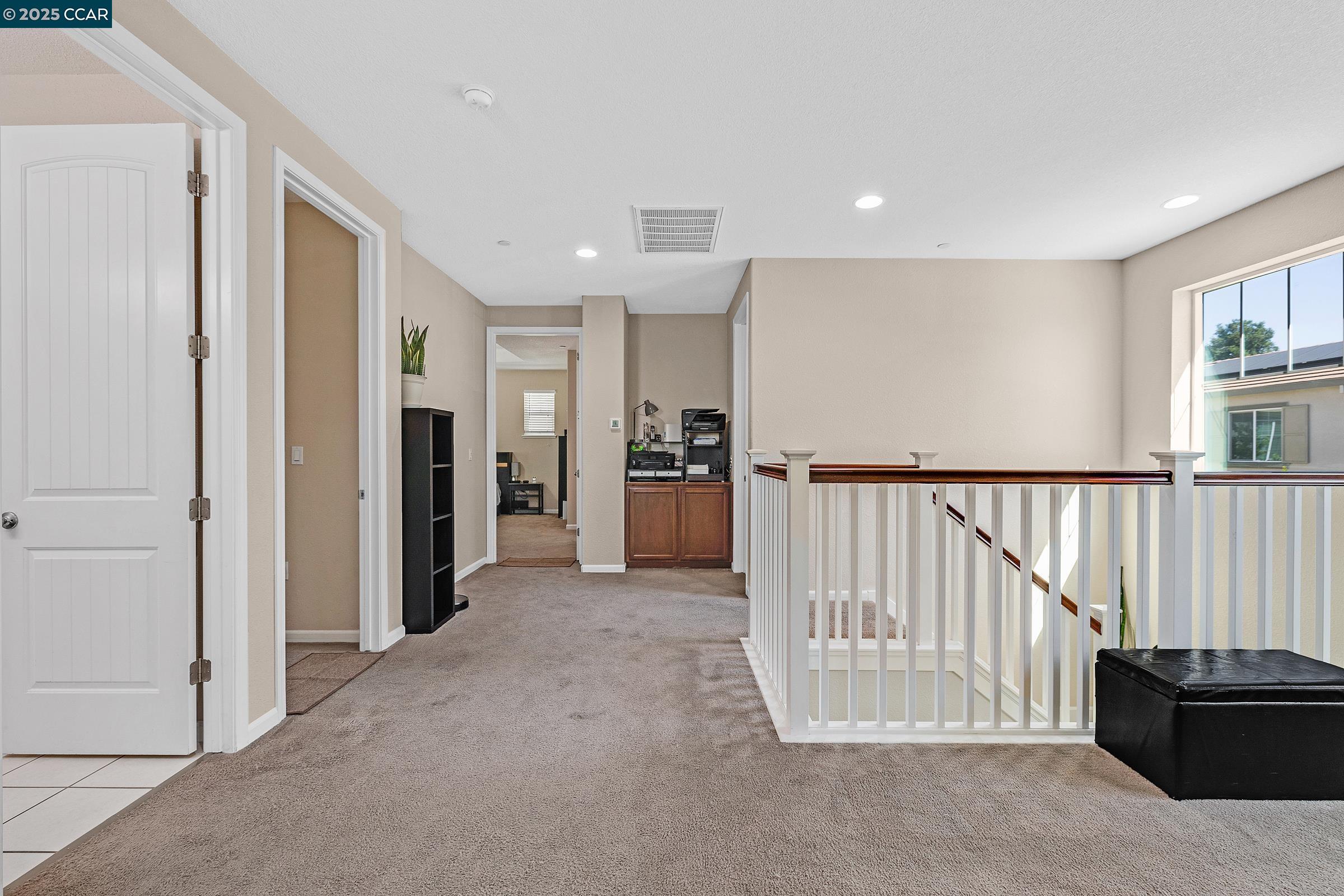 Detail Gallery Image 29 of 54 For 210 Belle Harbor Circle, Pittsburg,  CA 94565 - 5 Beds | 3/1 Baths
