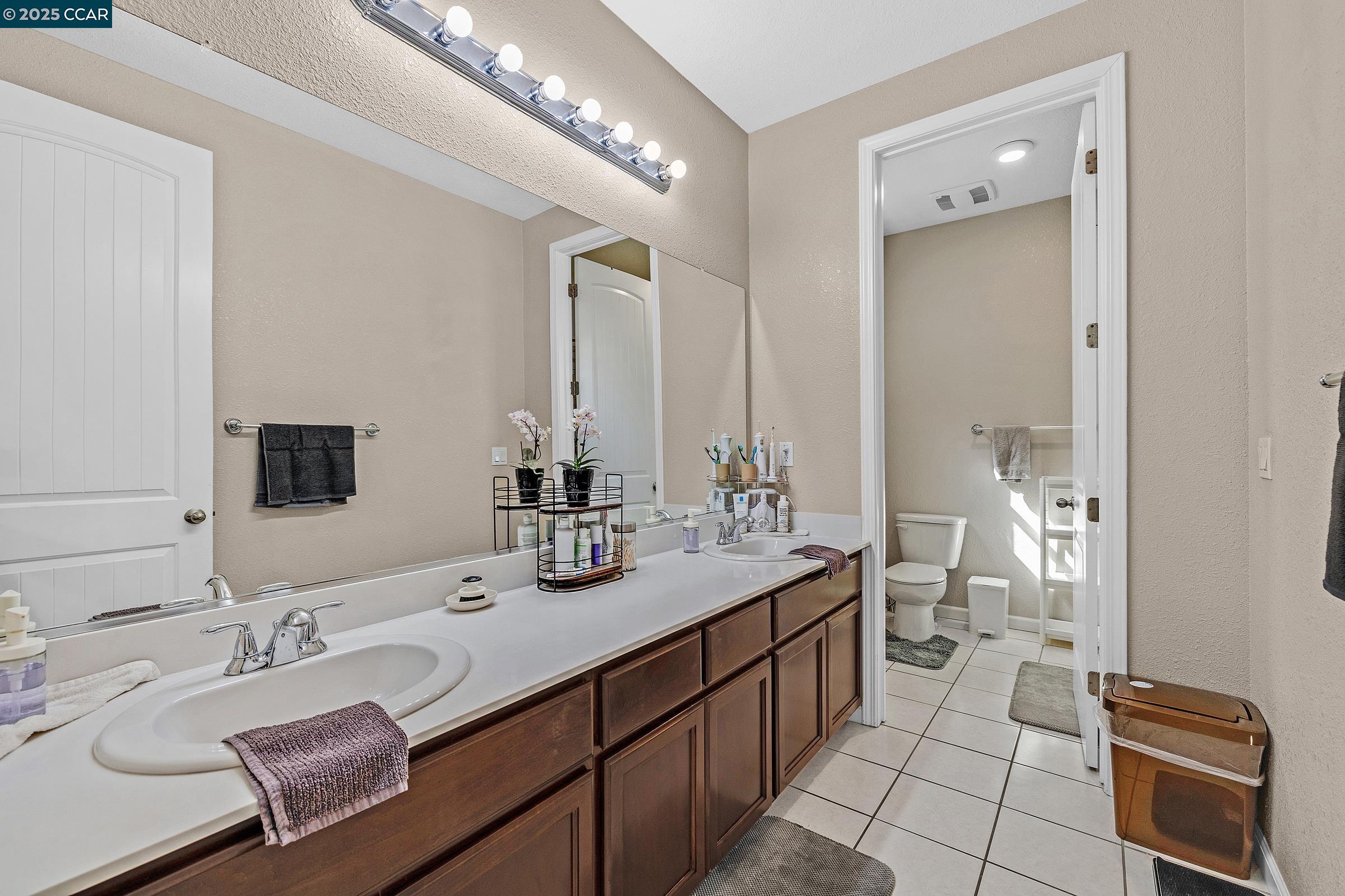 Detail Gallery Image 32 of 54 For 210 Belle Harbor Circle, Pittsburg,  CA 94565 - 5 Beds | 3/1 Baths