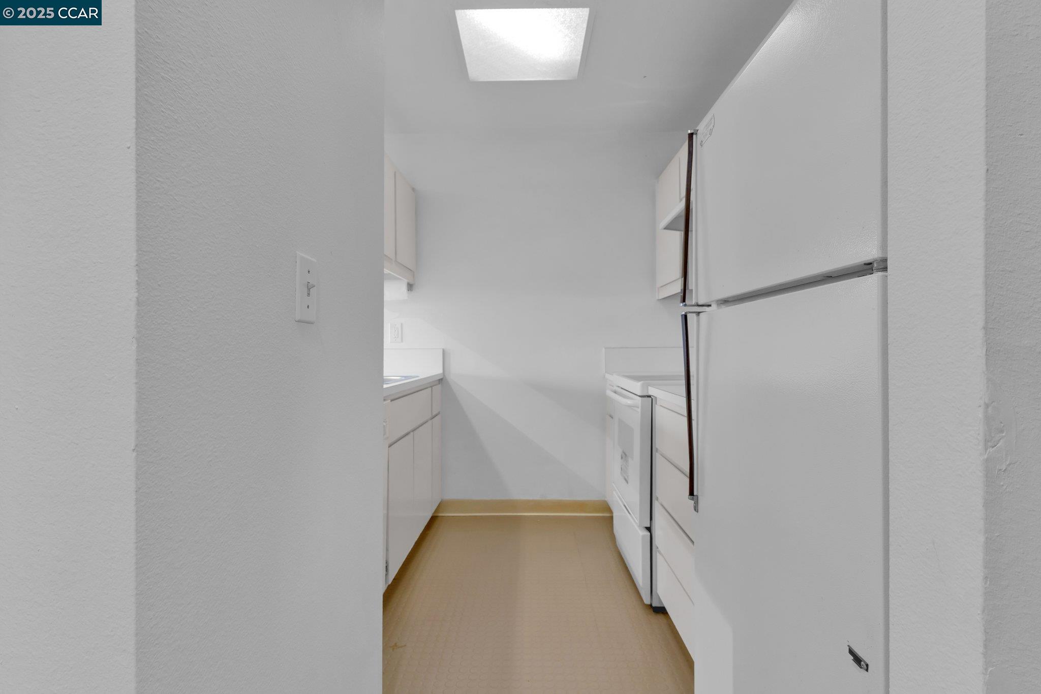 Photo #16: 41097186 Listing: Photo #16