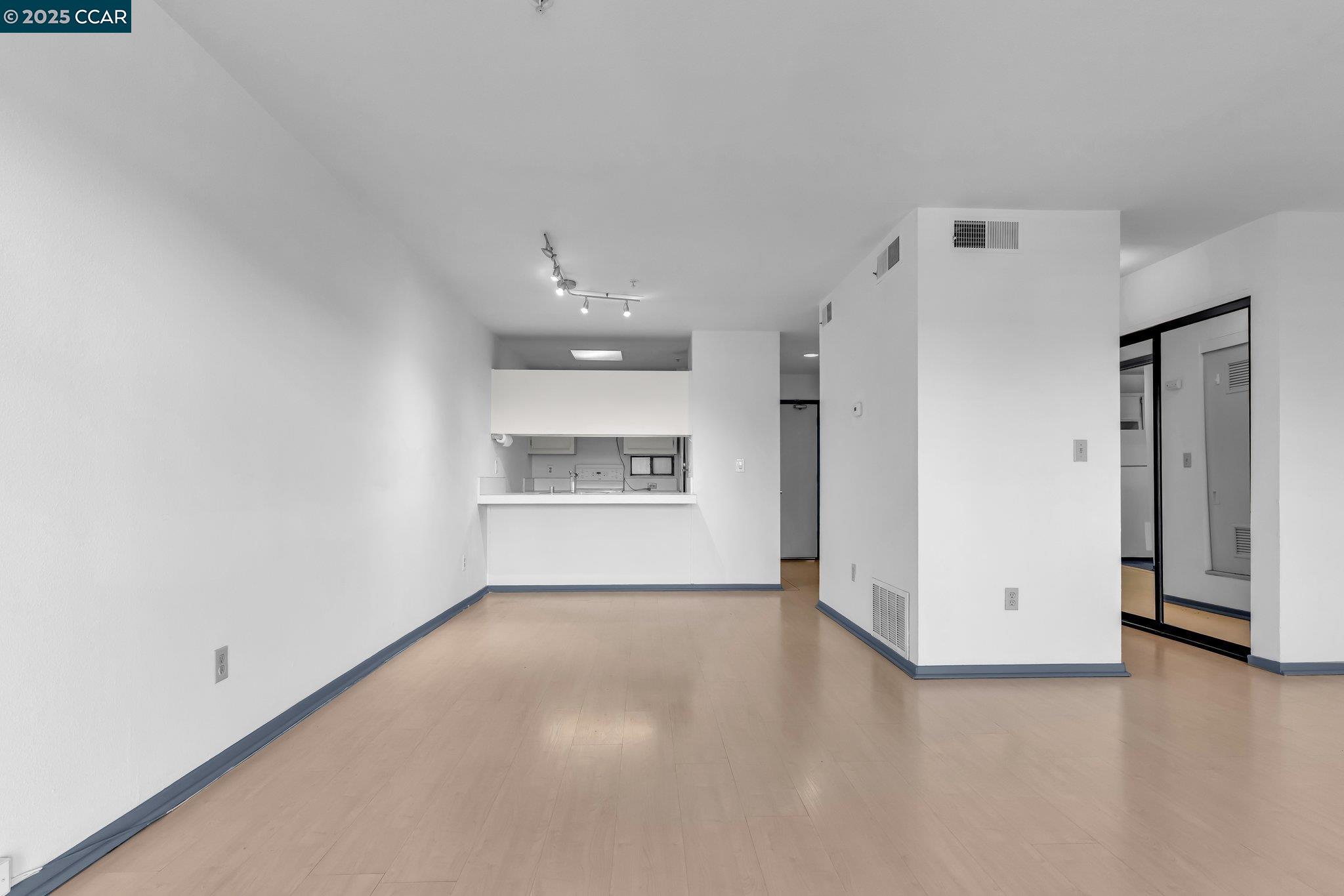Photo #22: 41097186 Listing: Photo #22