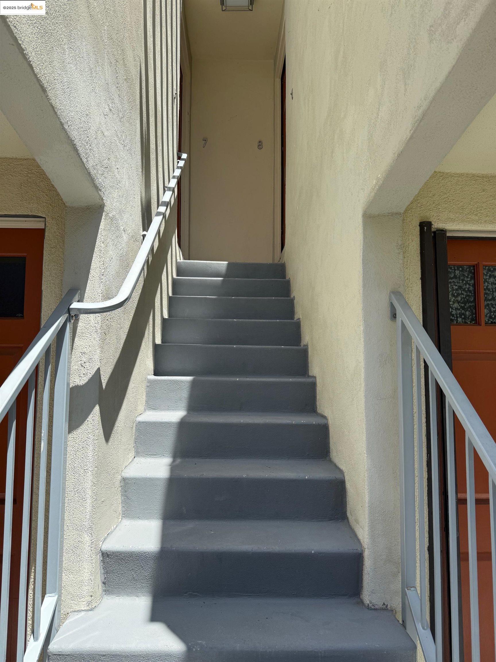 Detail Gallery Image 2 of 17 For 4057 Brant St #8,  San Diego,  CA 92103 - 1 Beds | 1 Baths