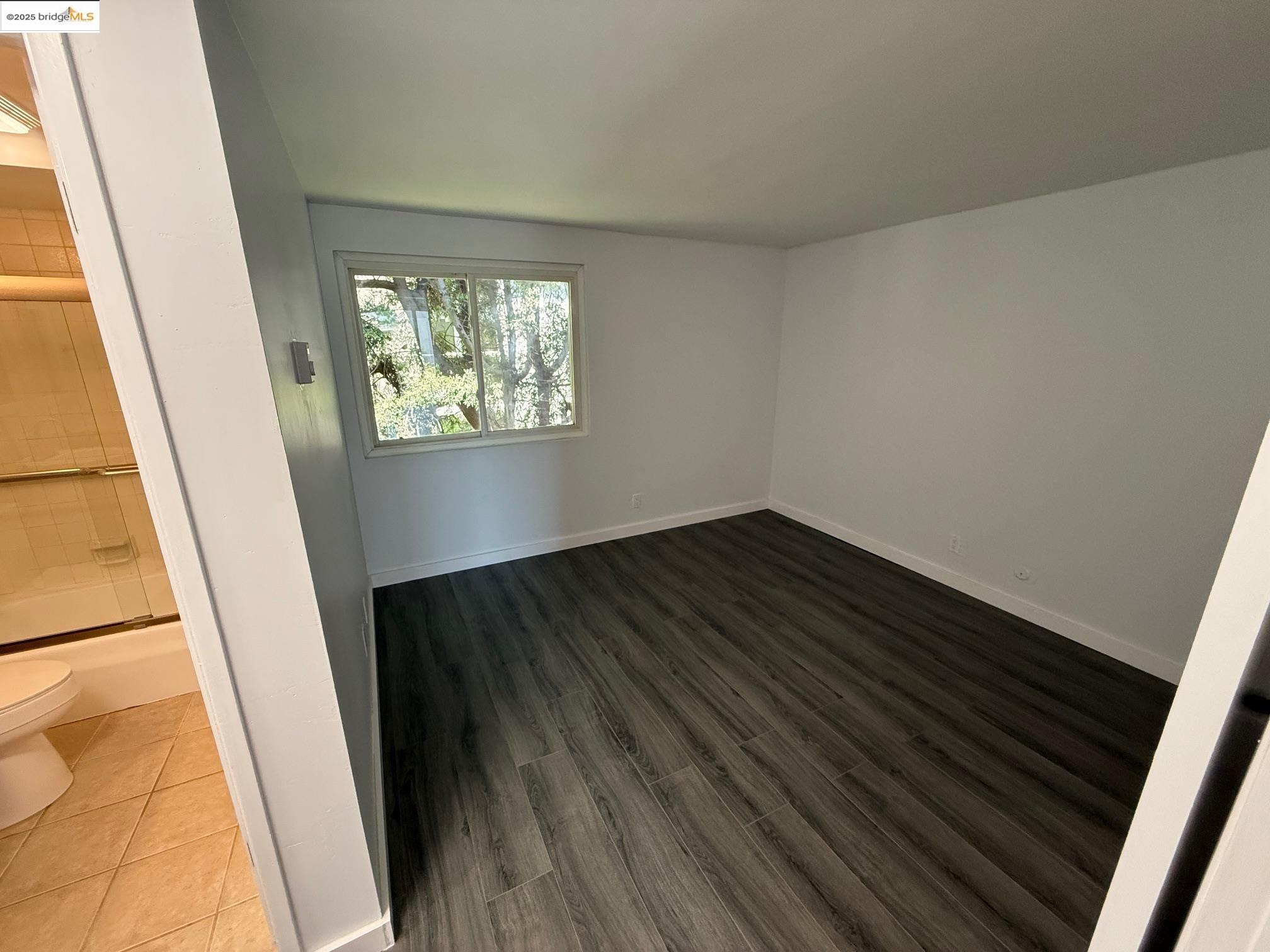 Detail Gallery Image 11 of 17 For 4057 Brant St #8,  San Diego,  CA 92103 - 1 Beds | 1 Baths