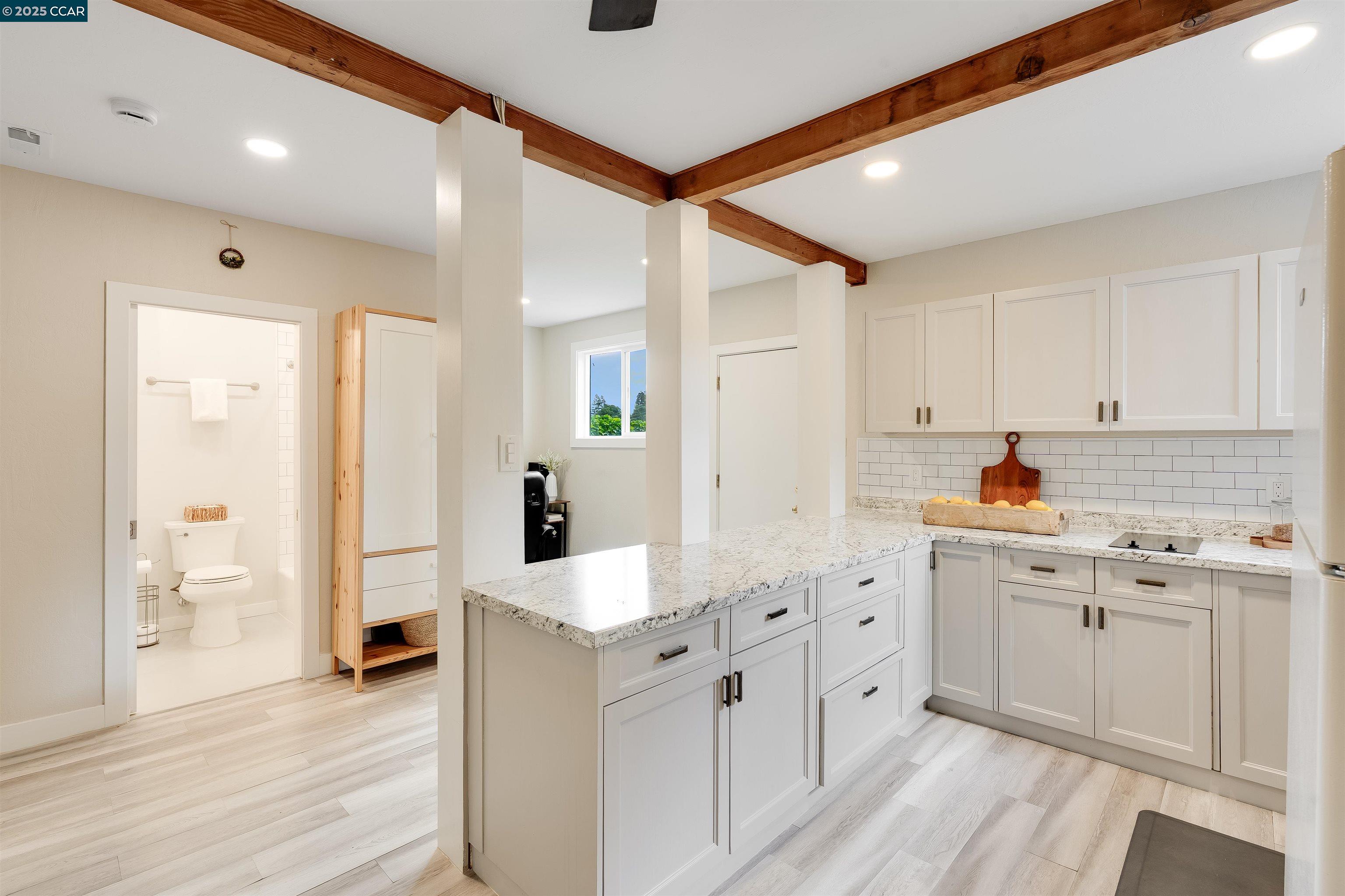 Detail Gallery Image 28 of 46 For 1150 Harbor View Dr, Martinez,  CA 94553 - 3 Beds | 2 Baths