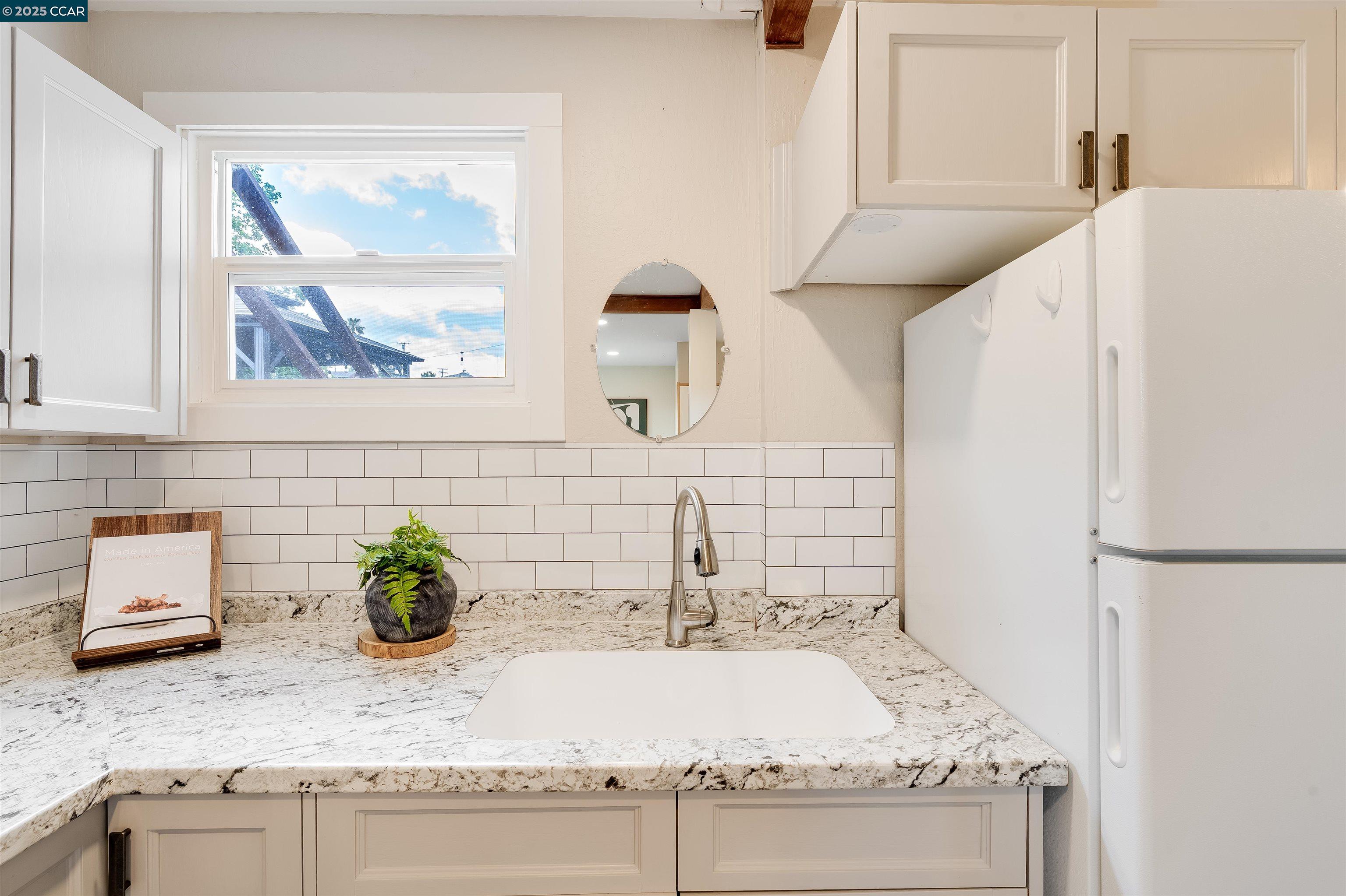 Detail Gallery Image 29 of 46 For 1150 Harbor View Dr, Martinez,  CA 94553 - 3 Beds | 2 Baths