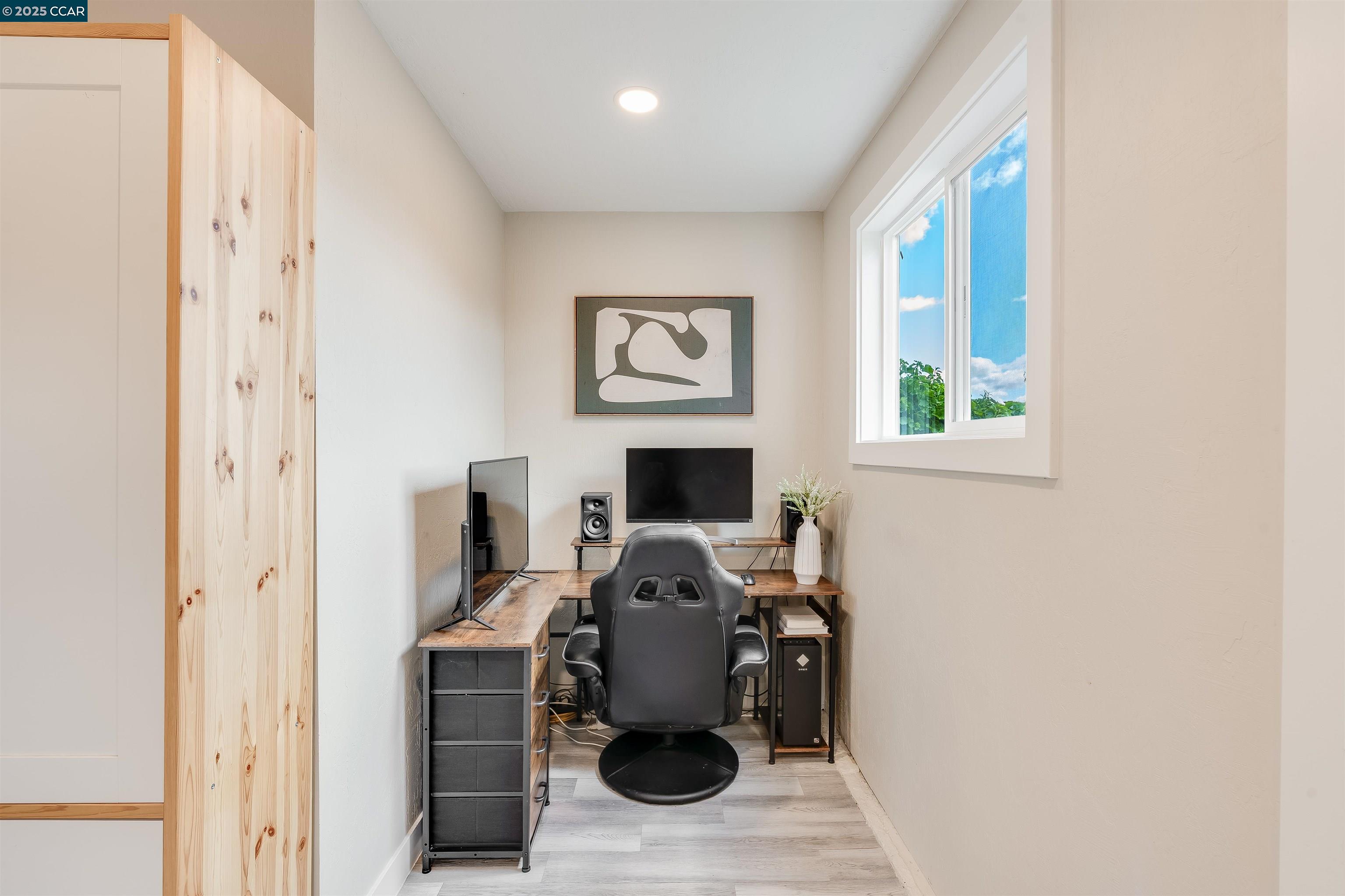 Detail Gallery Image 32 of 46 For 1150 Harbor View Dr, Martinez,  CA 94553 - 3 Beds | 2 Baths