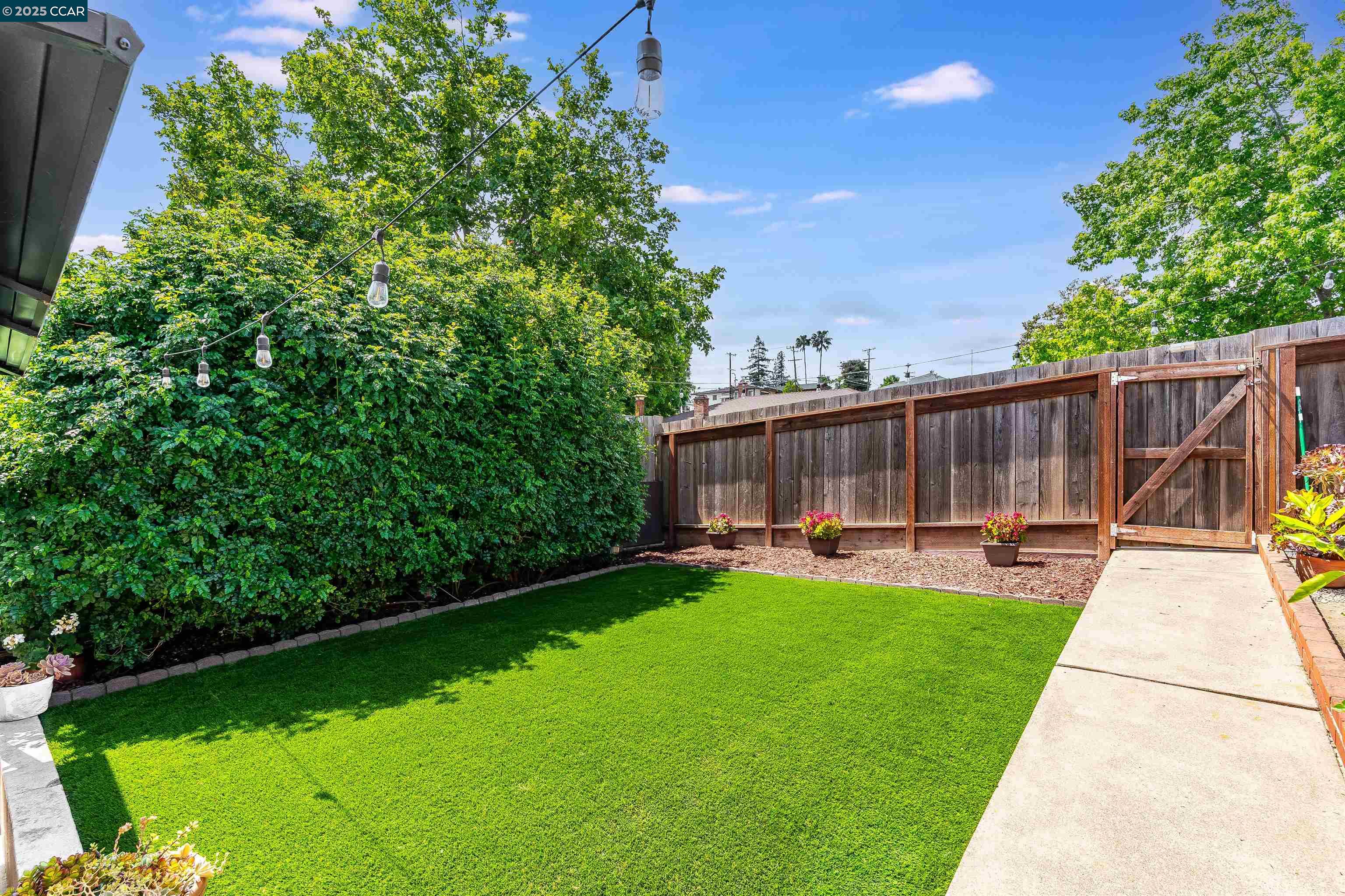 Detail Gallery Image 38 of 46 For 1150 Harbor View Dr, Martinez,  CA 94553 - 3 Beds | 2 Baths