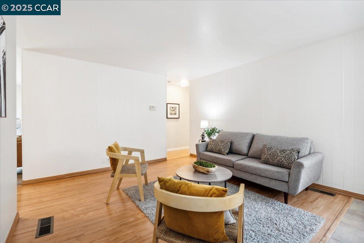 Detail Gallery Image 17 of 53 For 1144 Parkridge Dr, Richmond,  CA 94803 - 3 Beds | 2 Baths