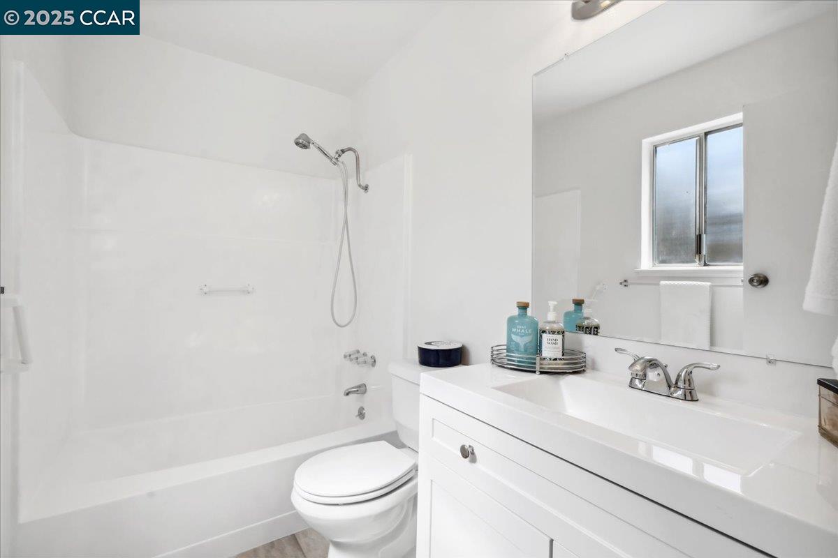 Detail Gallery Image 35 of 53 For 1144 Parkridge Dr, Richmond,  CA 94803 - 3 Beds | 2 Baths
