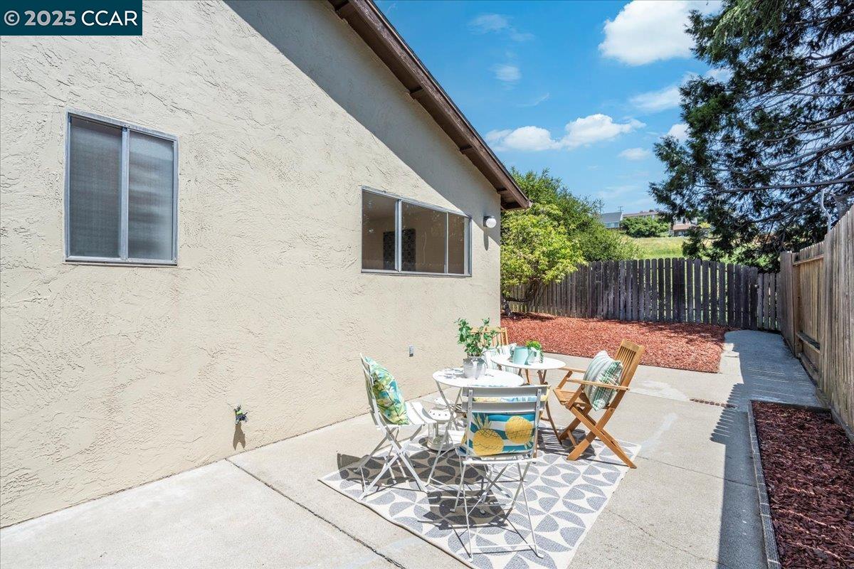 Detail Gallery Image 42 of 53 For 1144 Parkridge Dr, Richmond,  CA 94803 - 3 Beds | 2 Baths