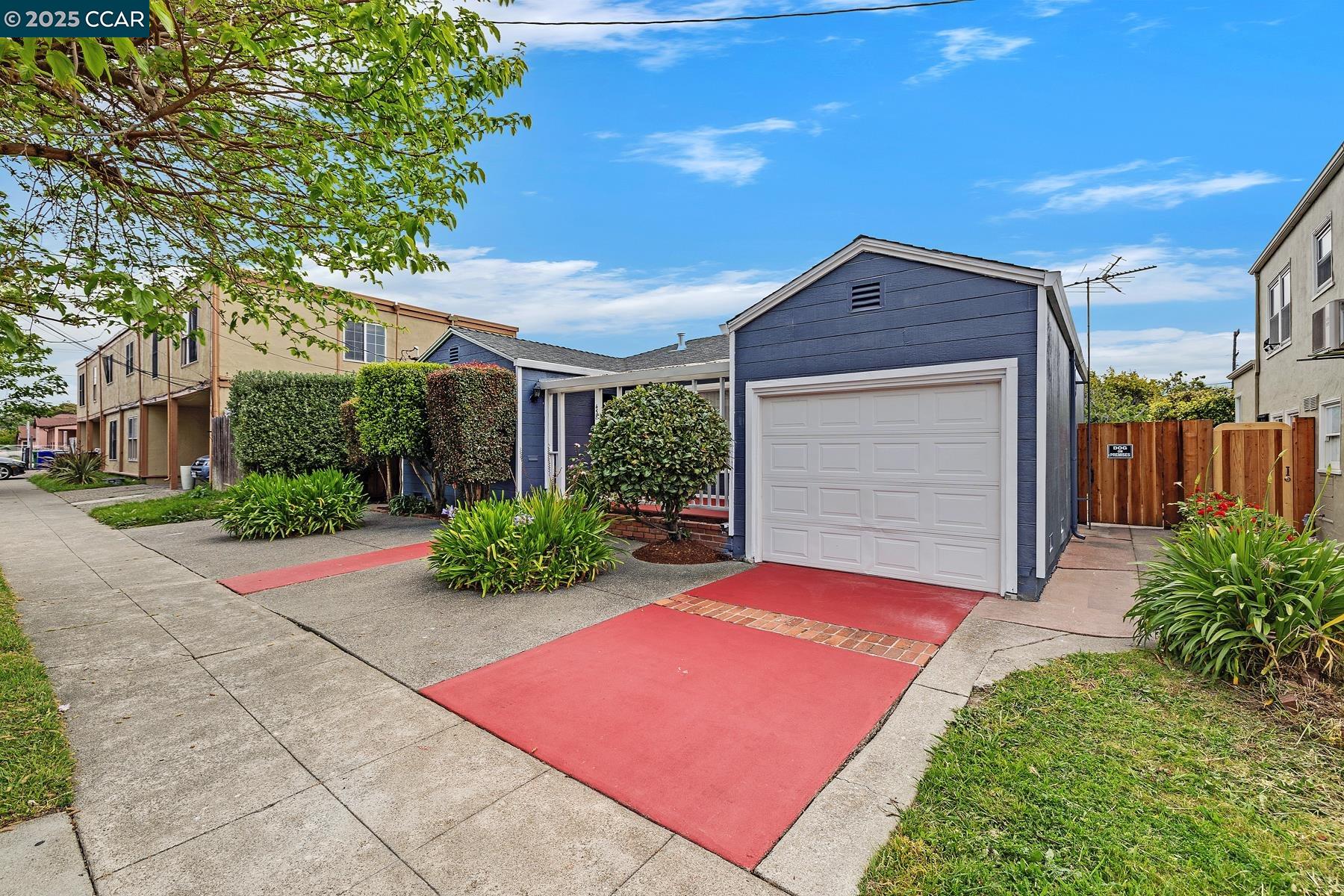 Detail Gallery Image 3 of 40 For 458 36th Street, Richmond,  CA 94805 - 2 Beds | 1 Baths