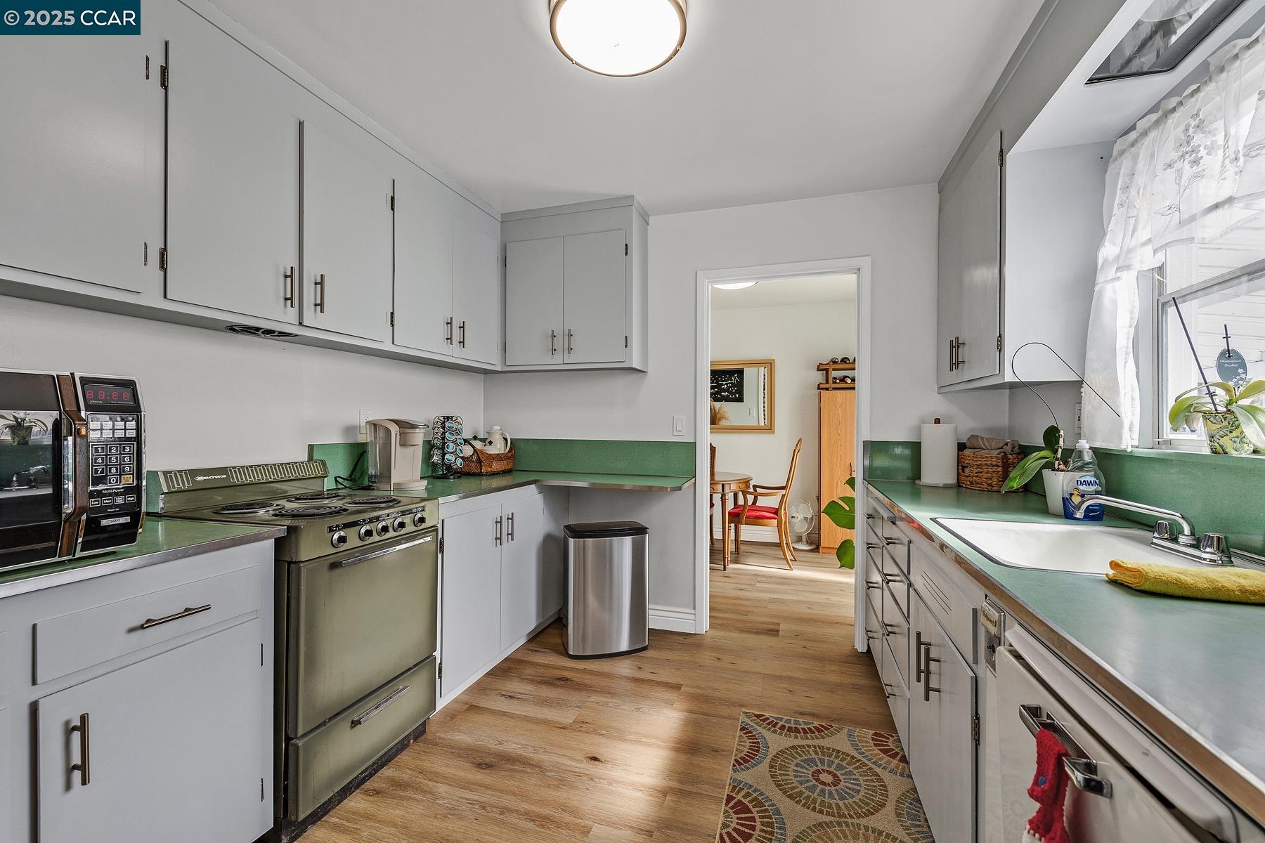 Detail Gallery Image 24 of 40 For 458 36th Street, Richmond,  CA 94805 - 2 Beds | 1 Baths