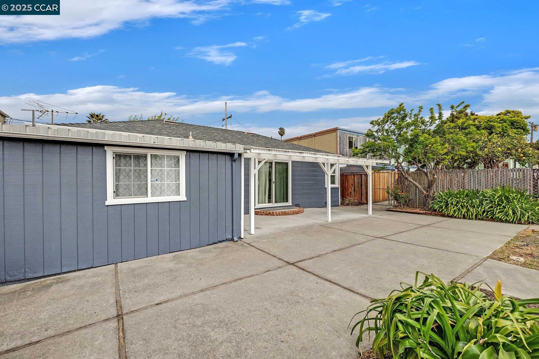 Detail Gallery Image 36 of 40 For 458 36th Street, Richmond,  CA 94805 - 2 Beds | 1 Baths